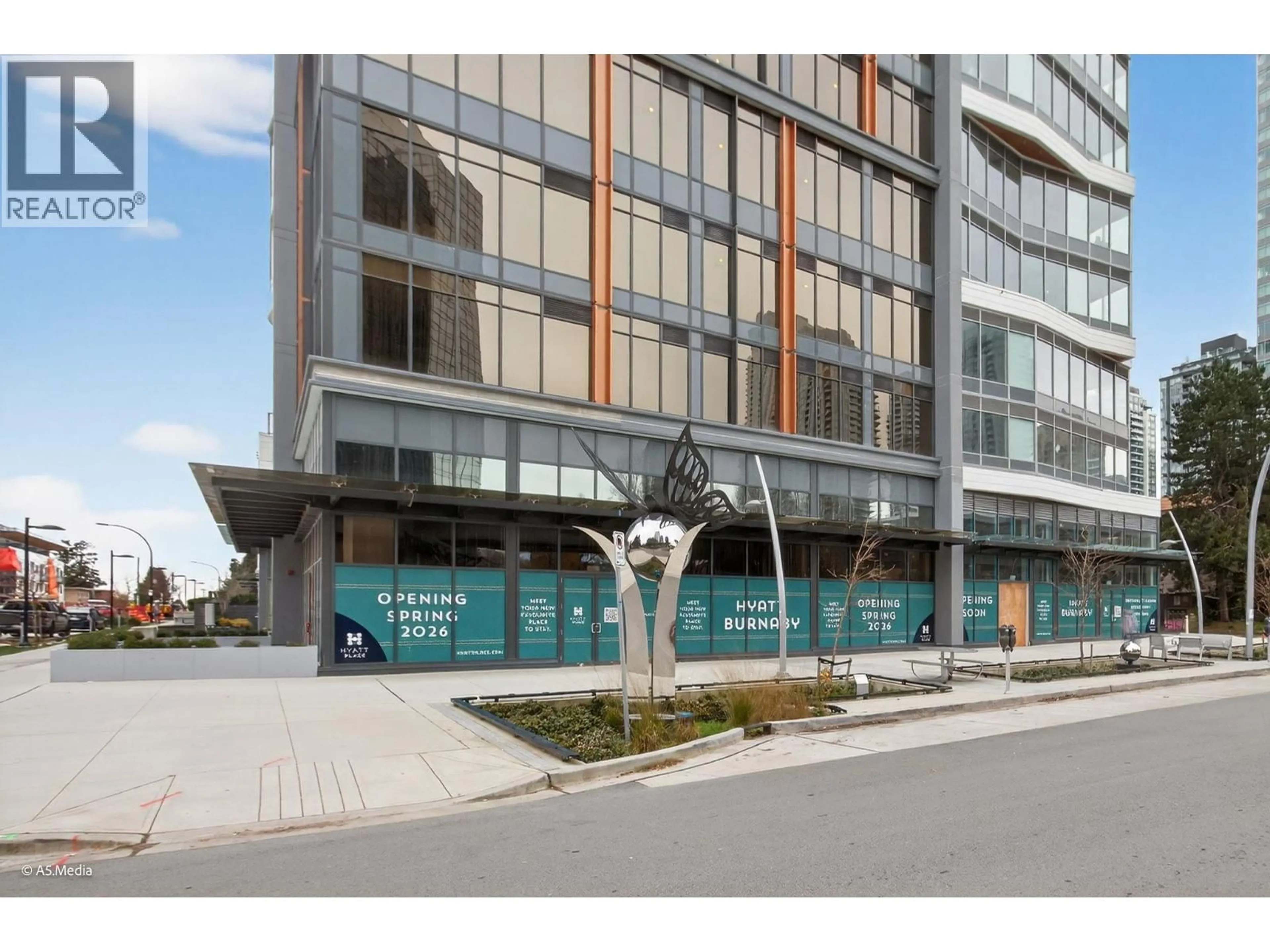 Indoor foyer for 2603 - 6511 SUSSEX AVENUE, Burnaby British Columbia V5H3C5