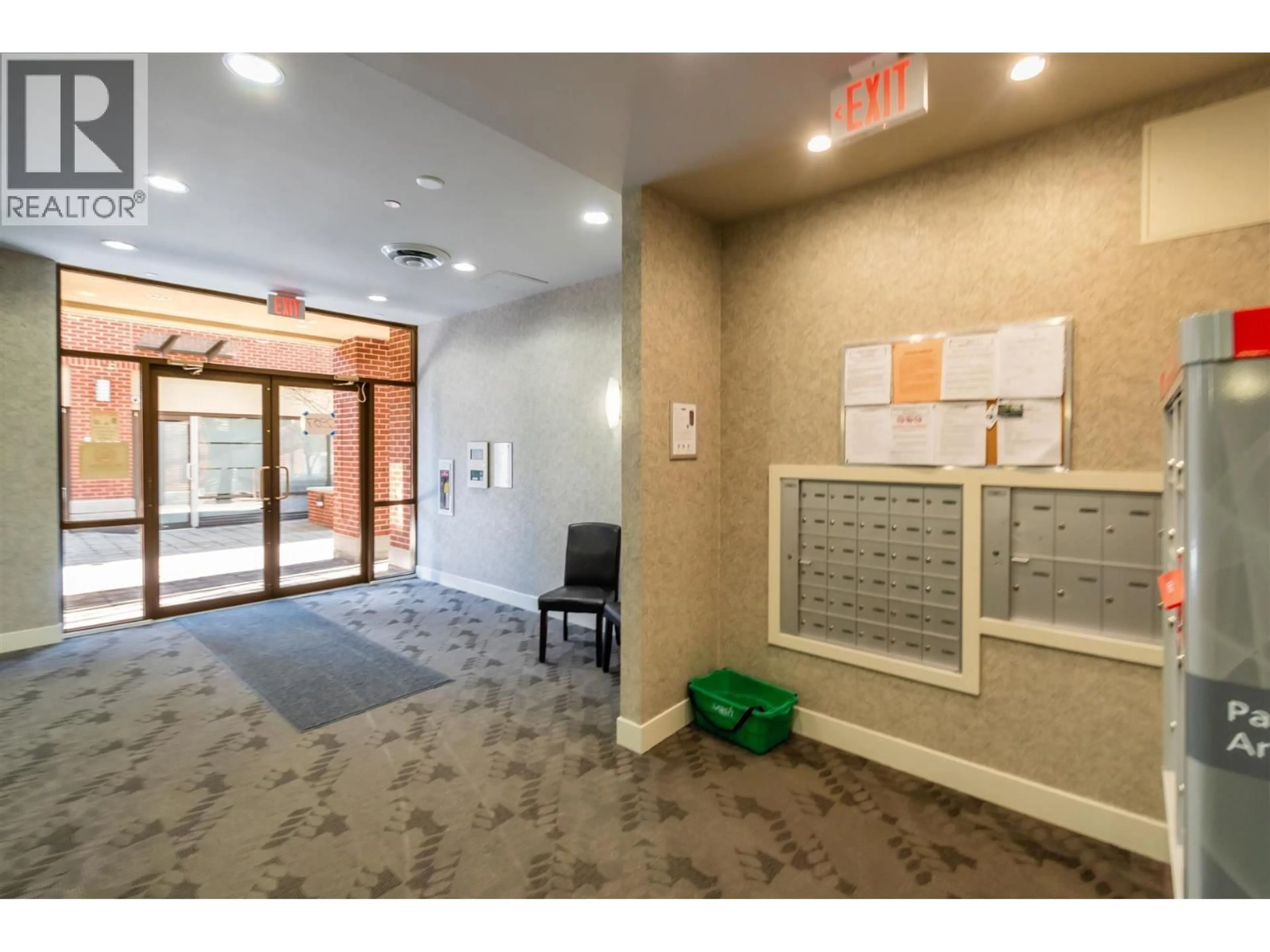 Indoor foyer for 209 - 2957 GLEN DRIVE, Coquitlam British Columbia V3B0B5