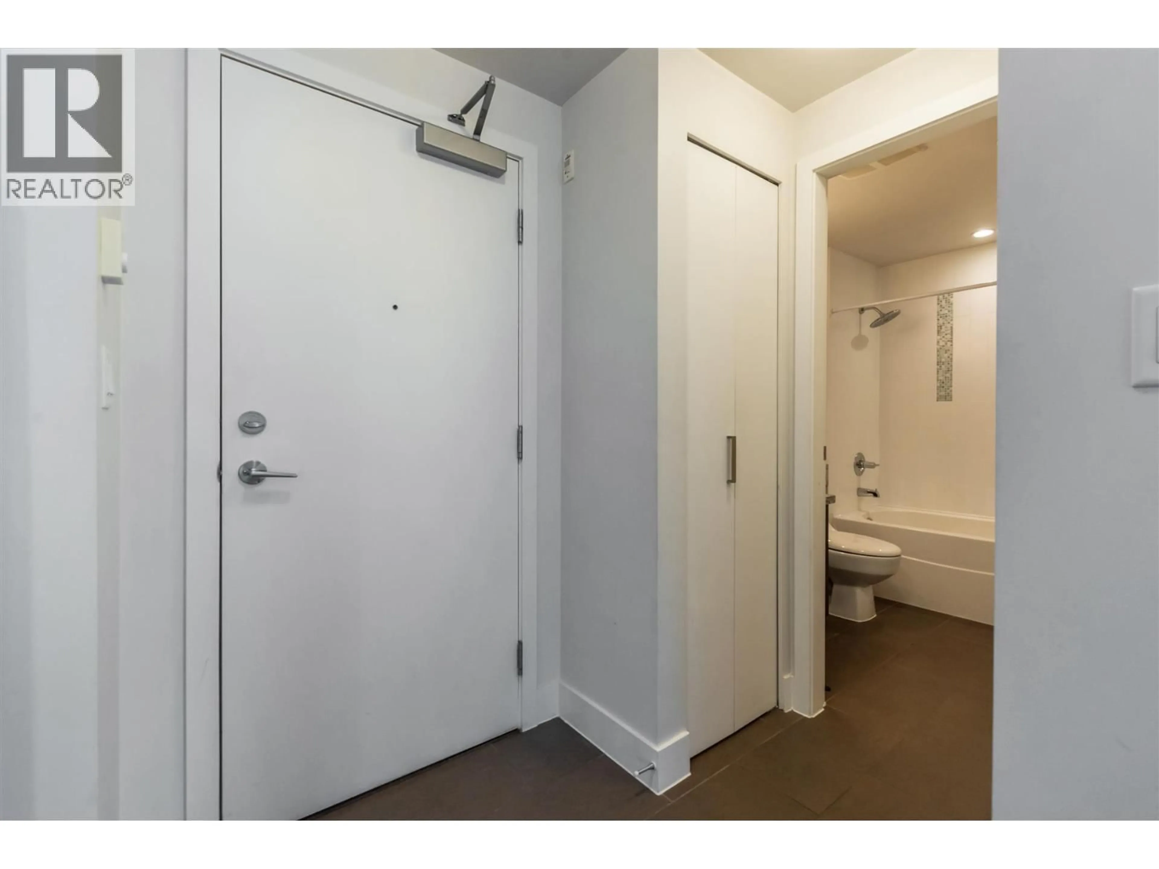 Unknown for 209 - 2957 GLEN DRIVE, Coquitlam British Columbia V3B0B5