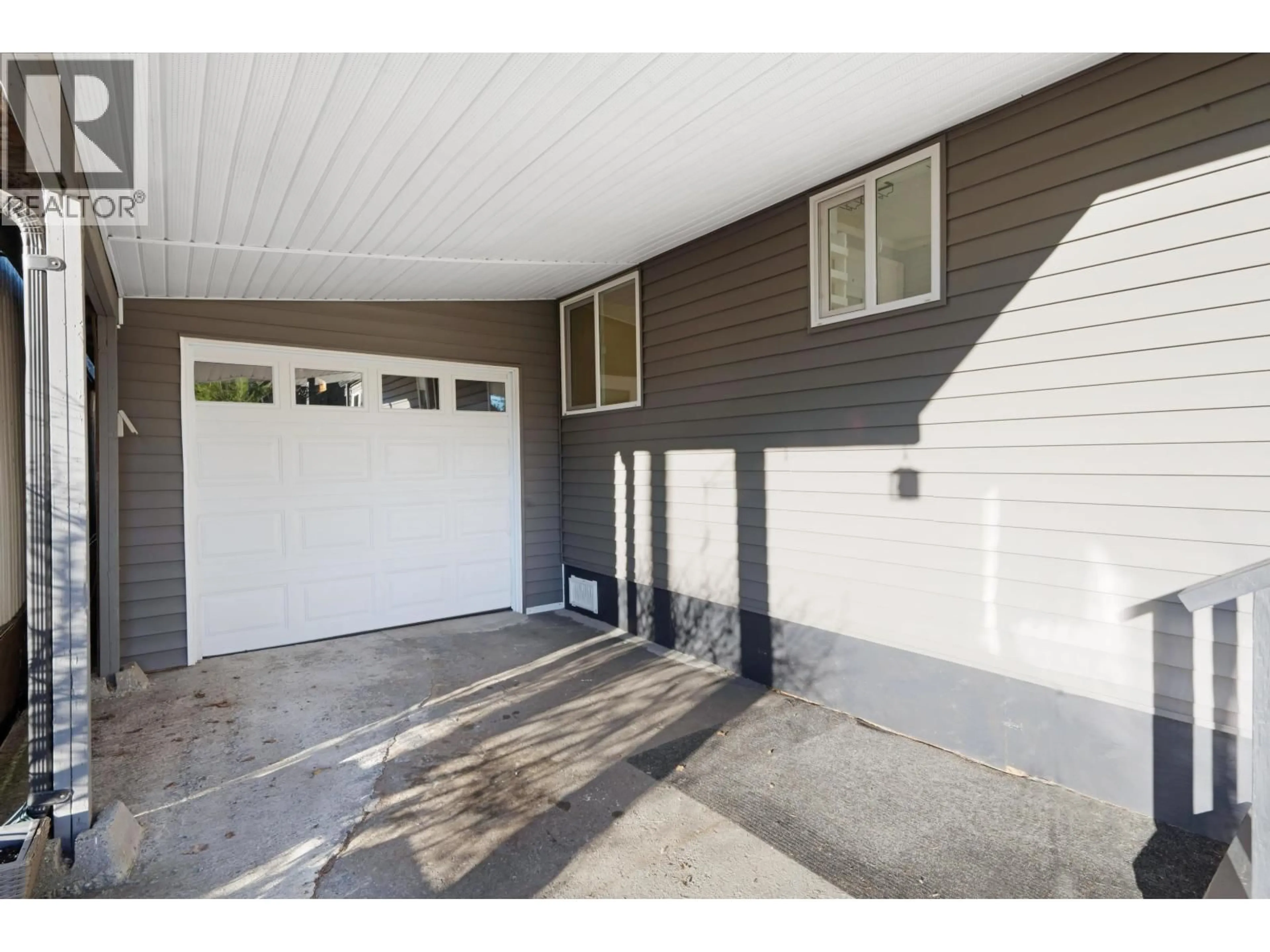 Indoor garage for 23206 CALVIN CRESCENT, Maple Ridge British Columbia V2X4S3