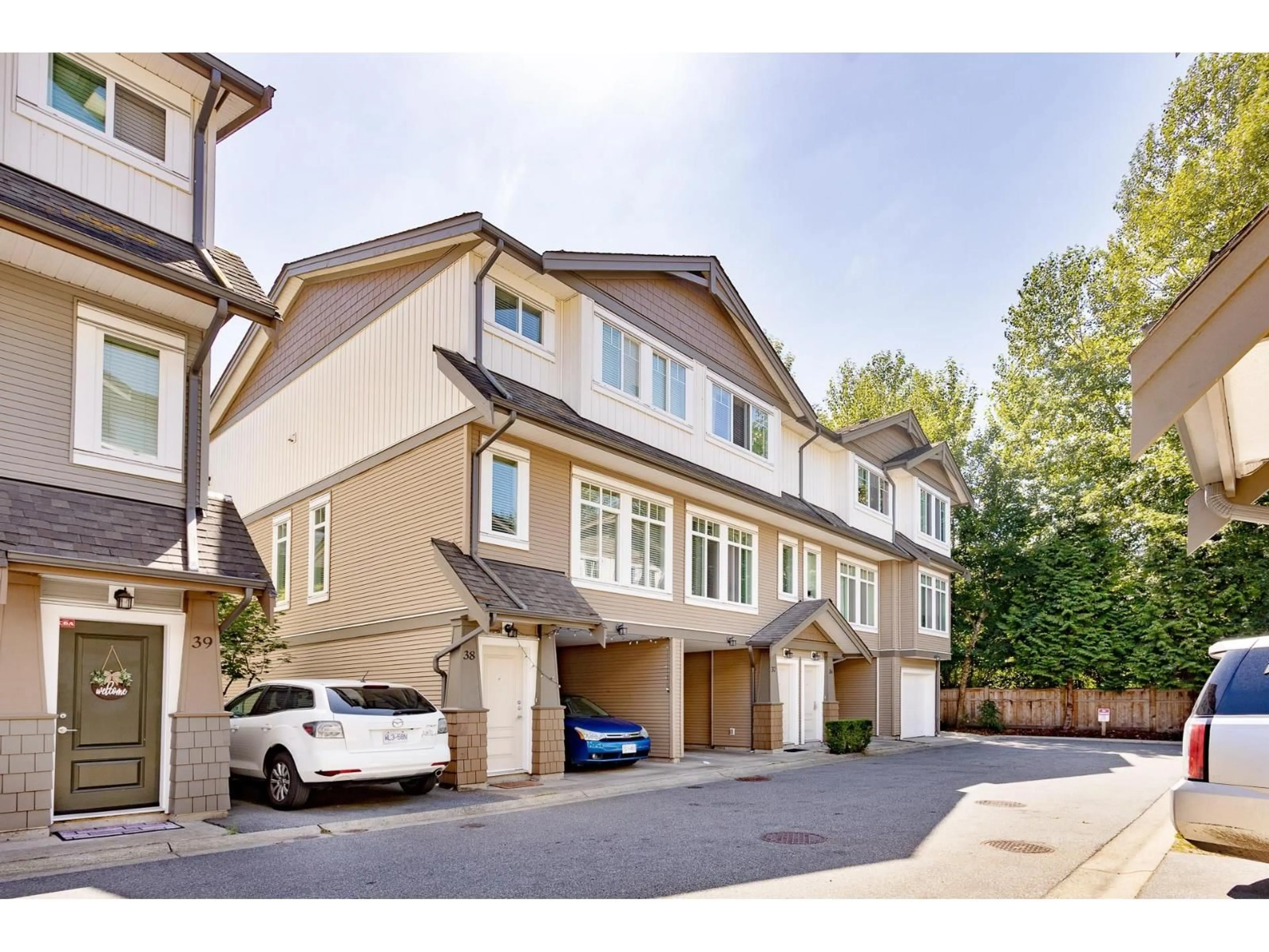 Unknown for 37 - 8250 209B STREET, Langley British Columbia V2Y0J7