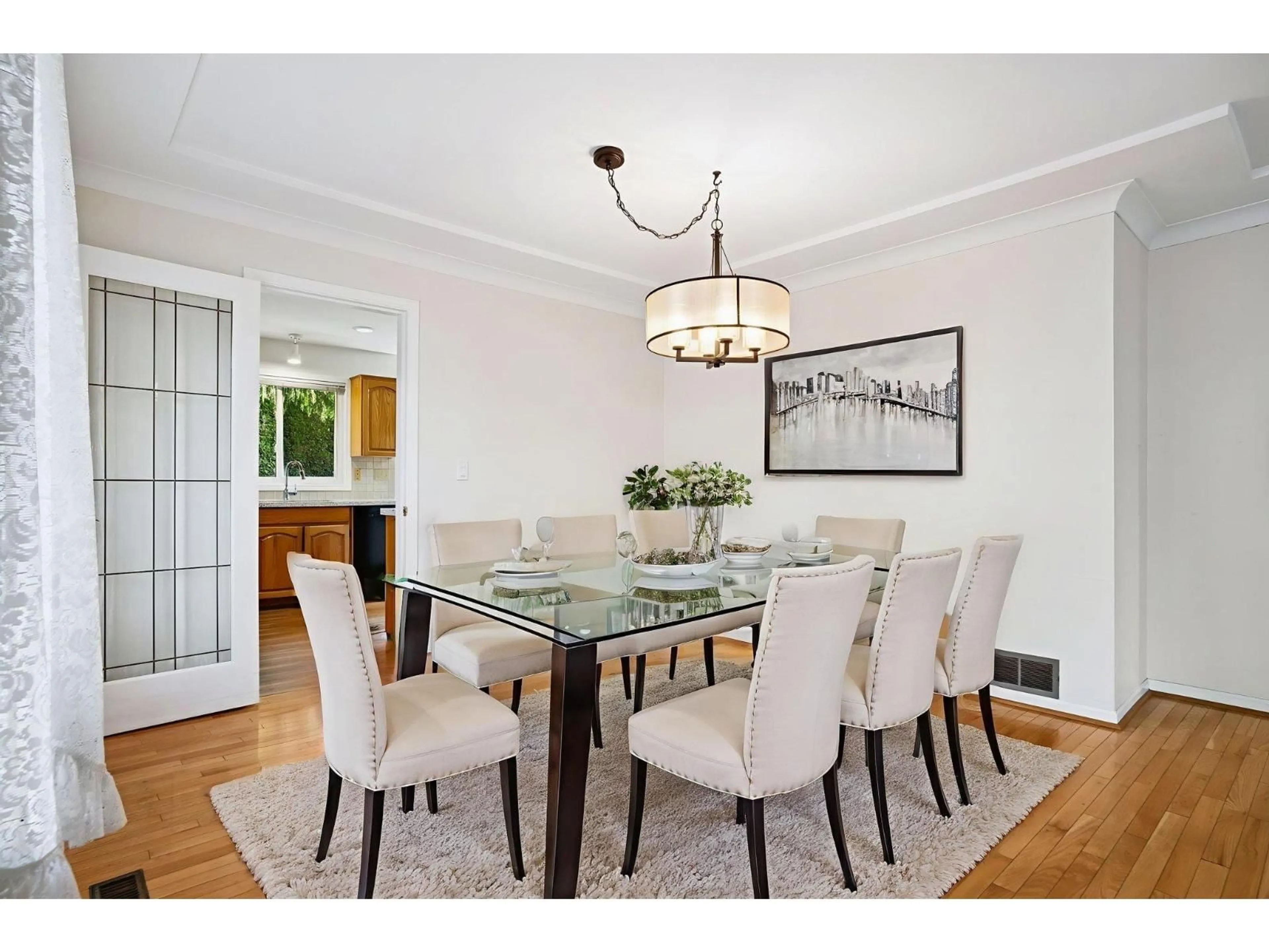 Dining room, wood/laminate floor for 1 - 12923 17 AVENUE, Surrey British Columbia V4A8T2