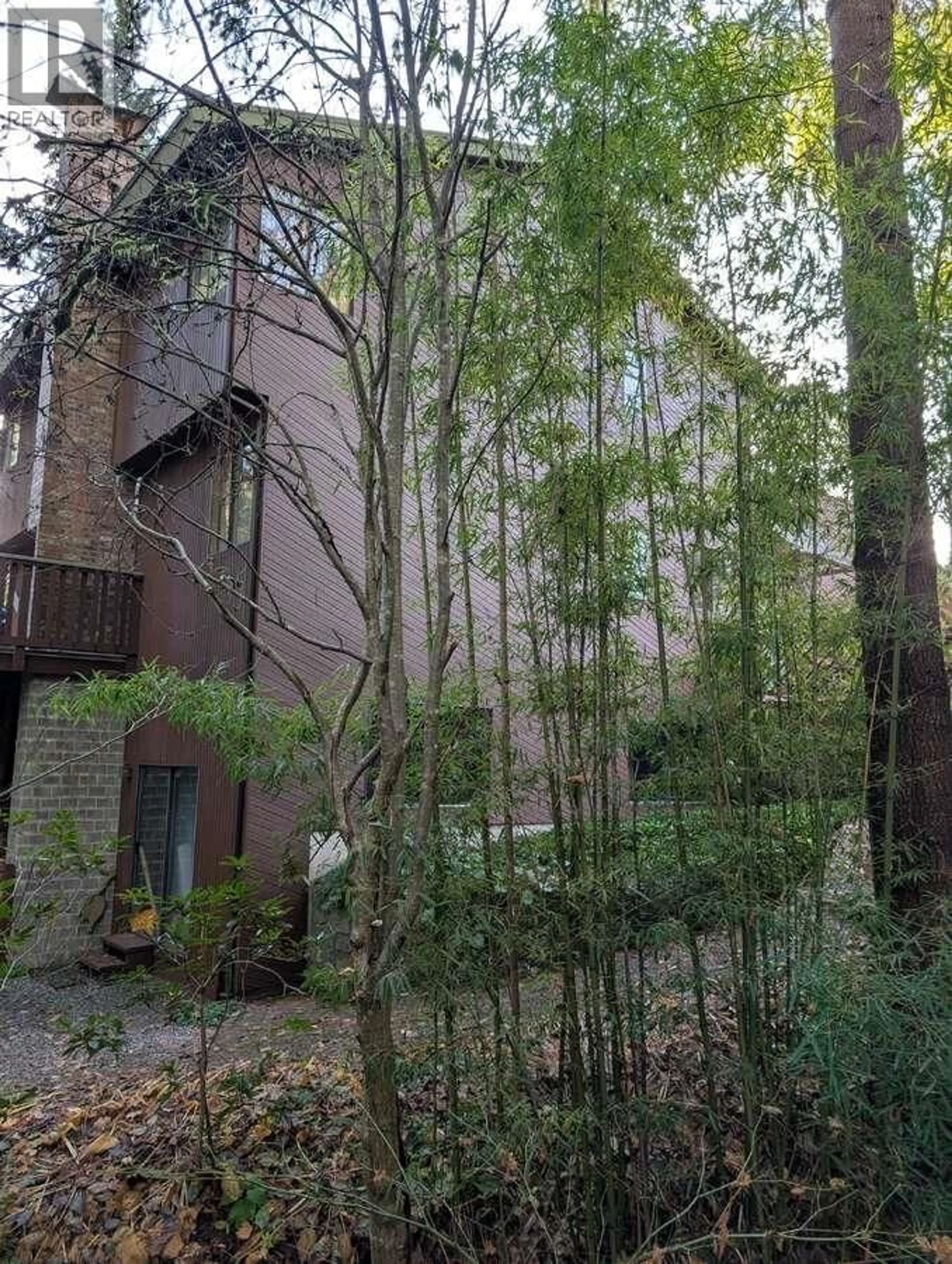 A pic from outside/outdoor area/front of a property/back of a property/a pic from drone, forest/trees view for 1498 CHAMBERLAIN DRIVE, North Vancouver British Columbia V7K1P6