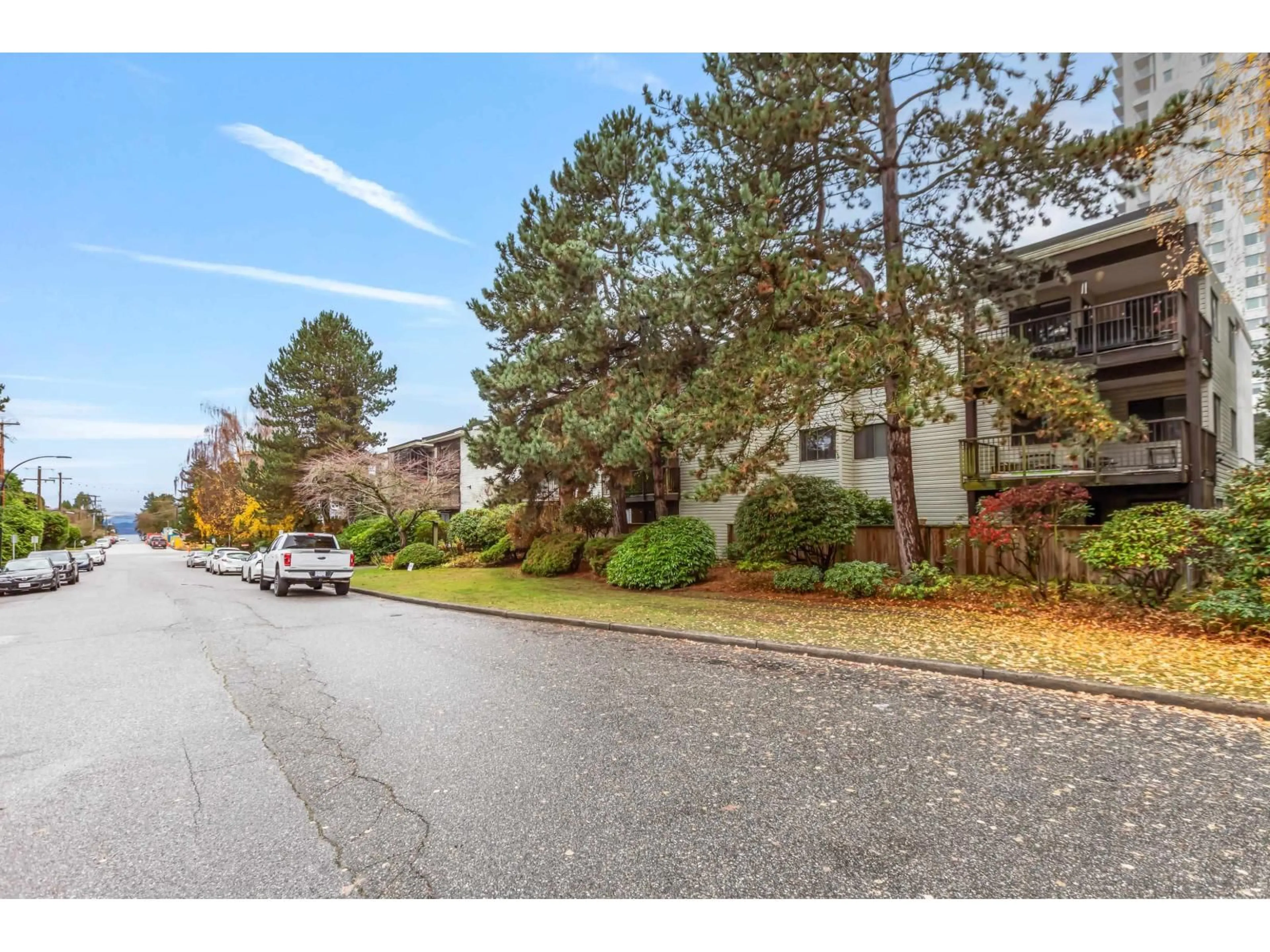 Unknown for 107 - 1555 FIR STREET, White Rock British Columbia V4B4B6