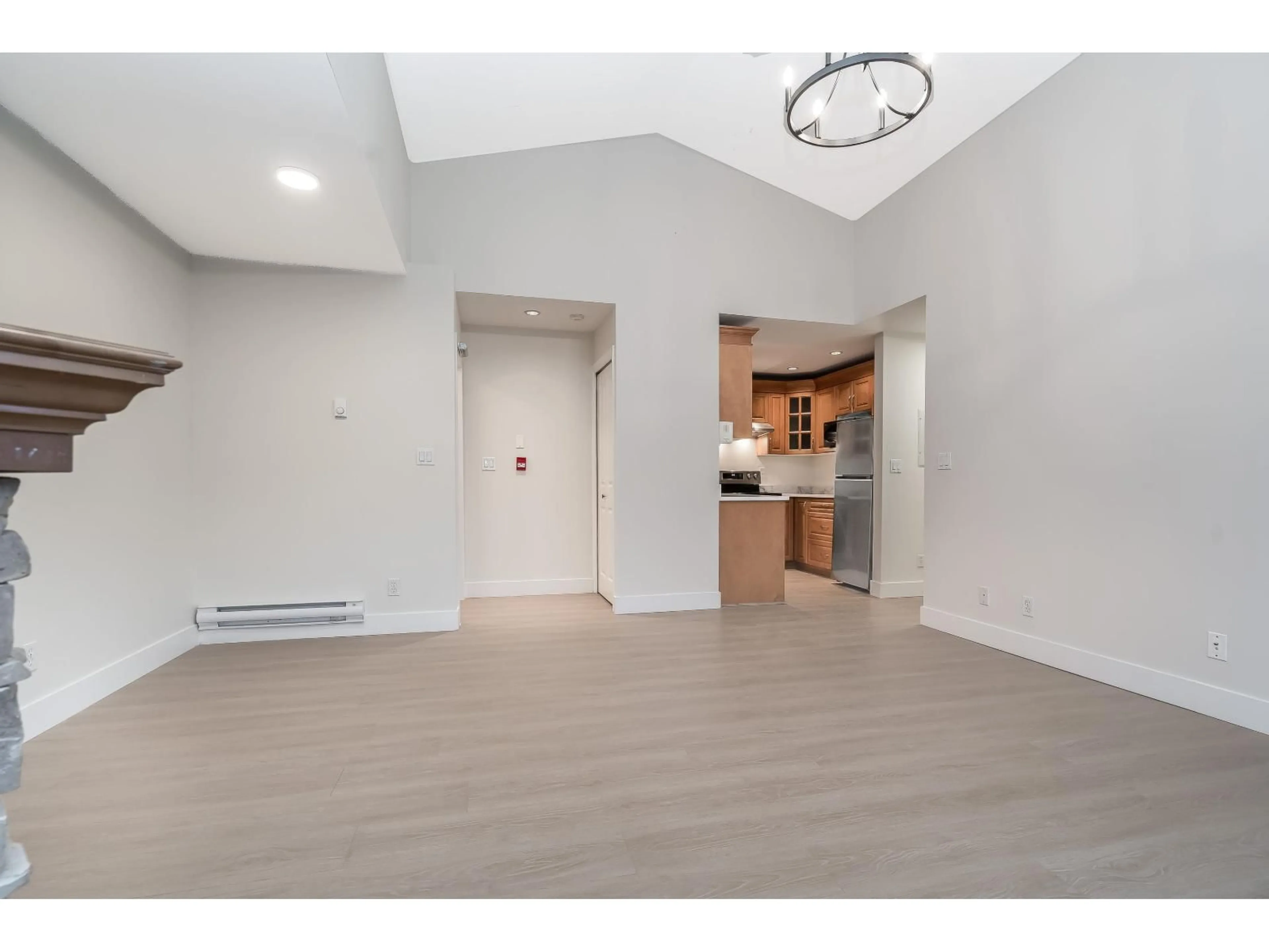 A pic of a room for 202 - 2828 152 STREET, Surrey British Columbia V4P1G6