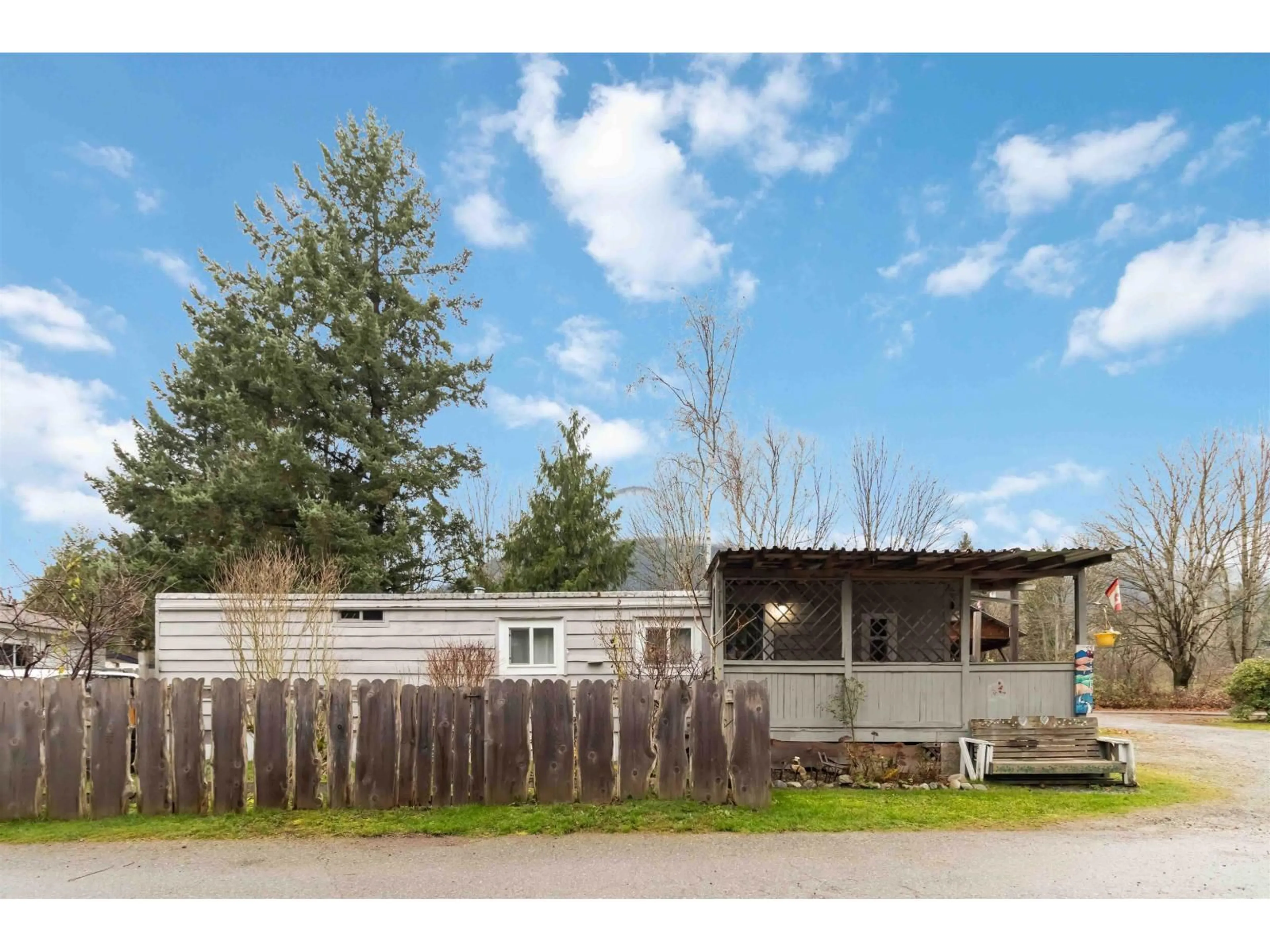 Home with vinyl exterior material, street for 11 - 41711 TAYLOR ROAD, Mission British Columbia V0M1G0