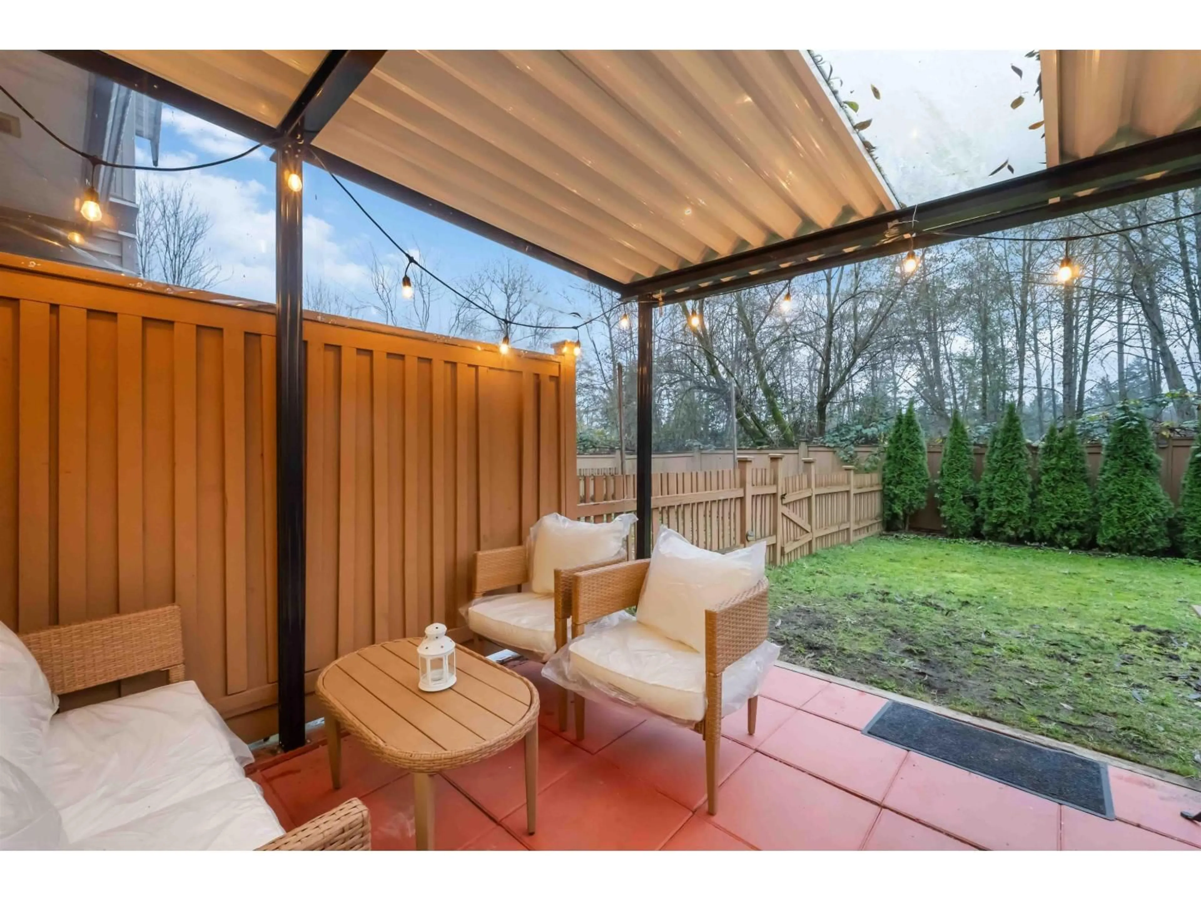 Patio, street for 109 - 6739 137 STREET, Surrey British Columbia V3W9C4