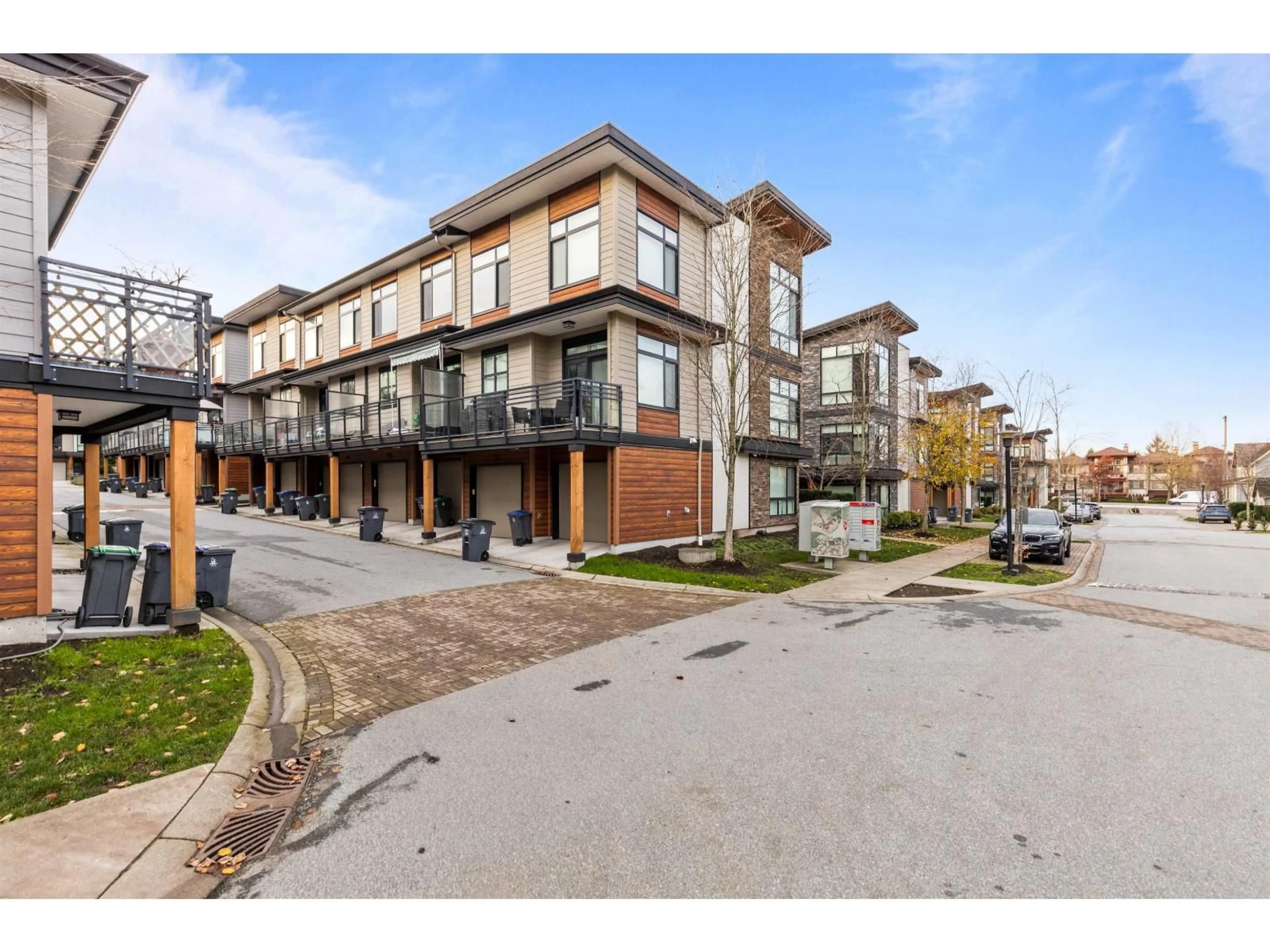 Unknown for 201 - 16488 64 AVENUE, Surrey British Columbia V3S6X6