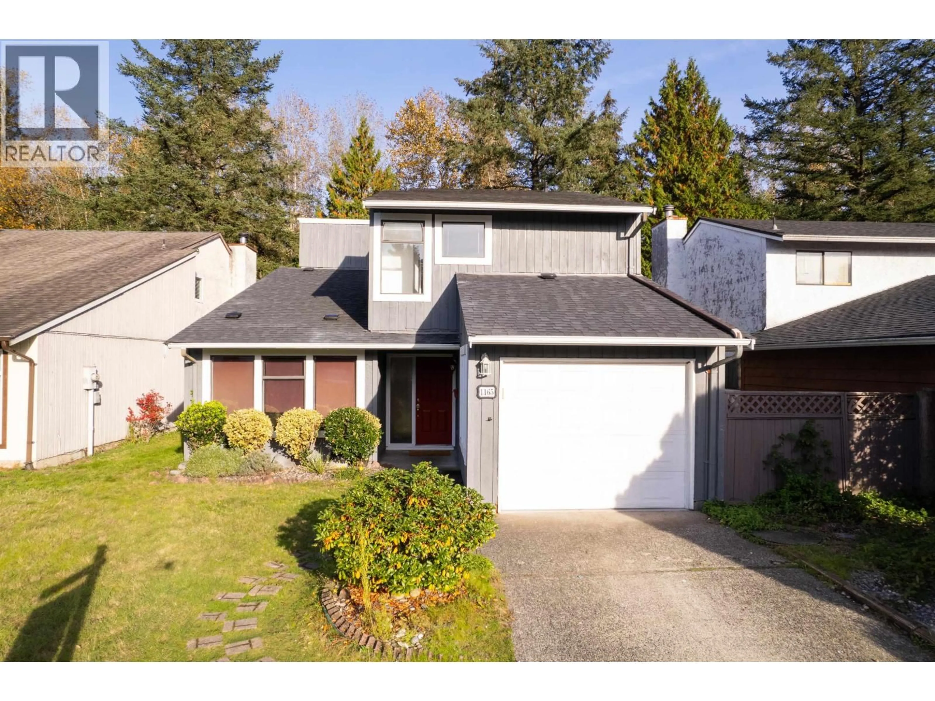 Home with vinyl exterior material, street for 1165 ESPERANZA DRIVE, Coquitlam British Columbia V3B6A6