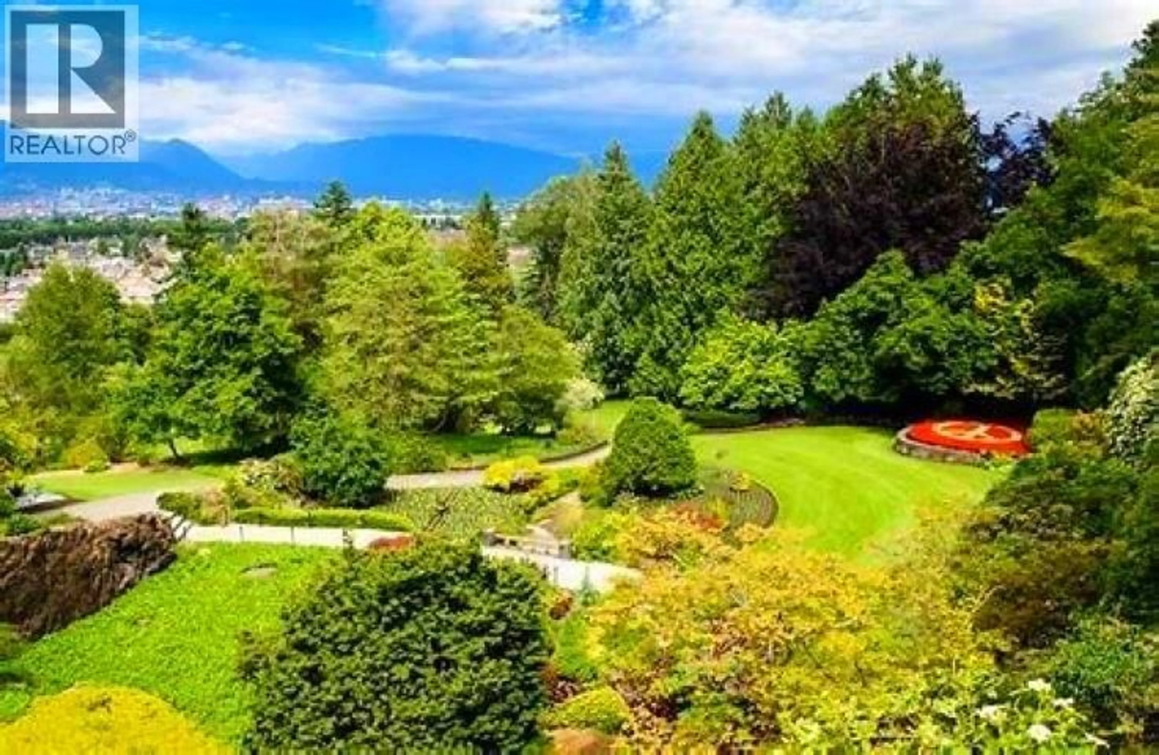 A pic from outside/outdoor area/front of a property/back of a property/a pic from drone, forest/trees view for 5078 MAIN STREET, Vancouver British Columbia V5W2R3