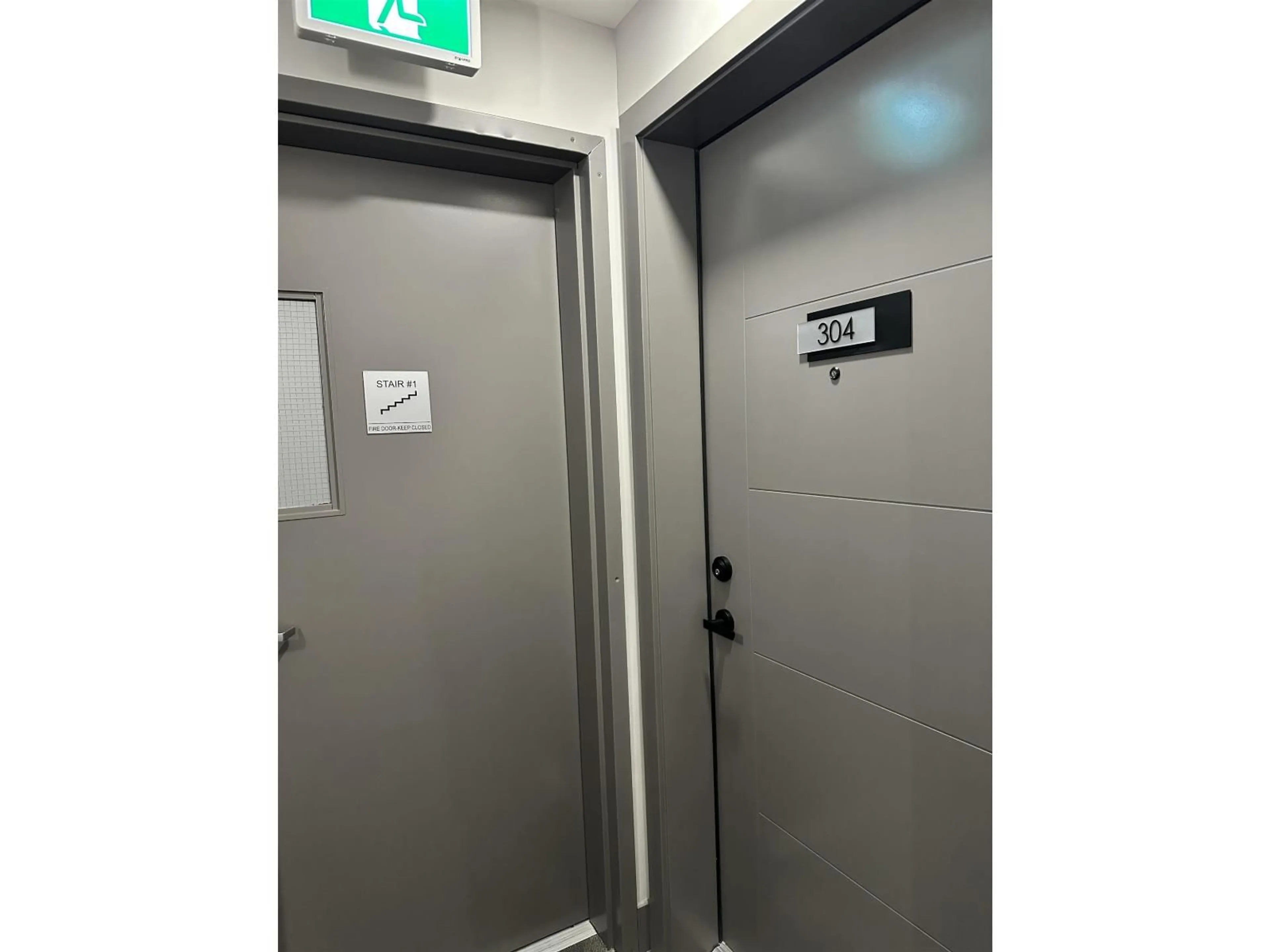 Unknown for 304 - 20061 FRASER HIGHWAY, Langley British Columbia V3A0R4