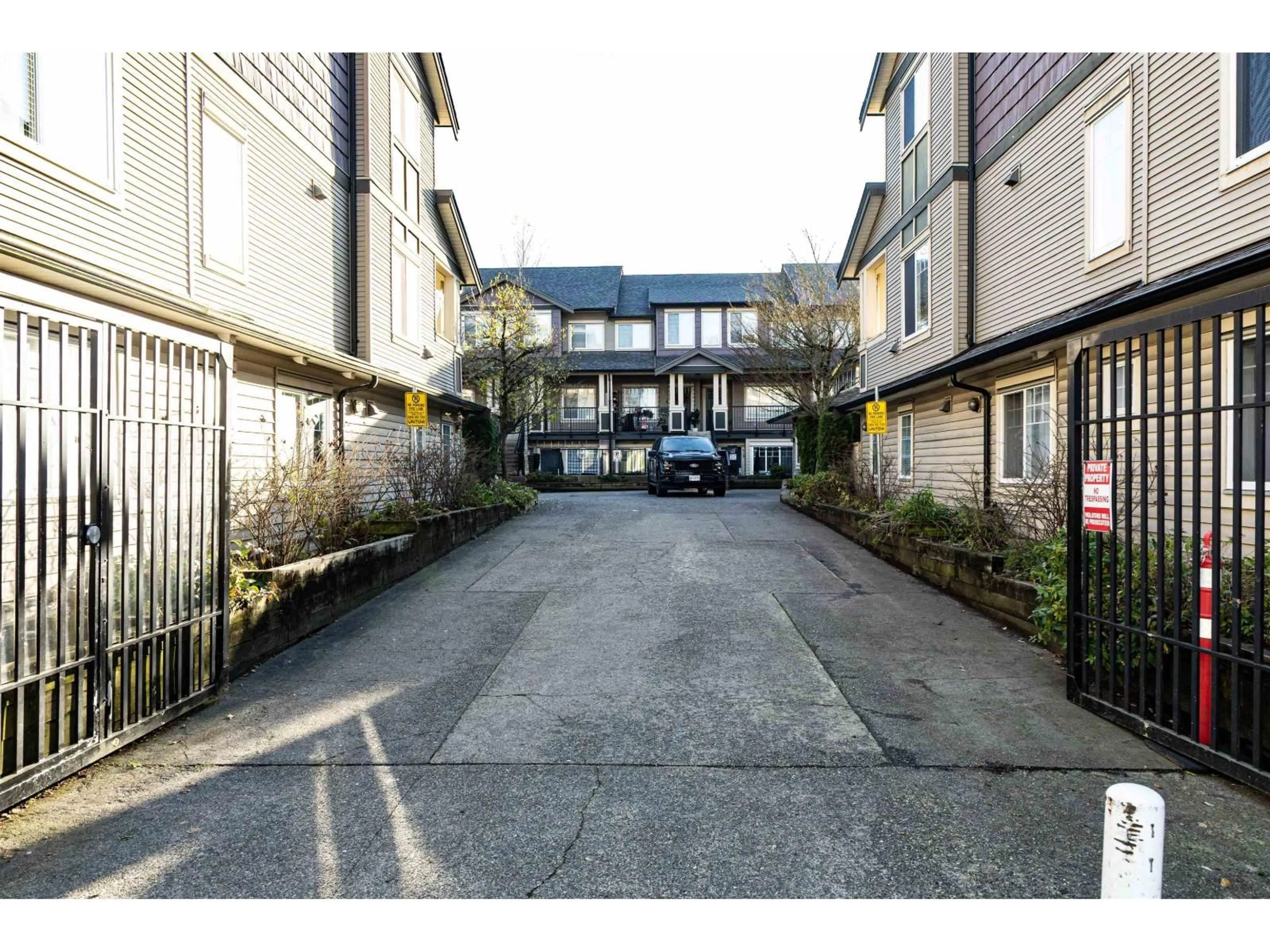A pic from outside/outdoor area/front of a property/back of a property/a pic from drone, street for 112 - 13958 108 AVENUE, Surrey British Columbia V3T0B4