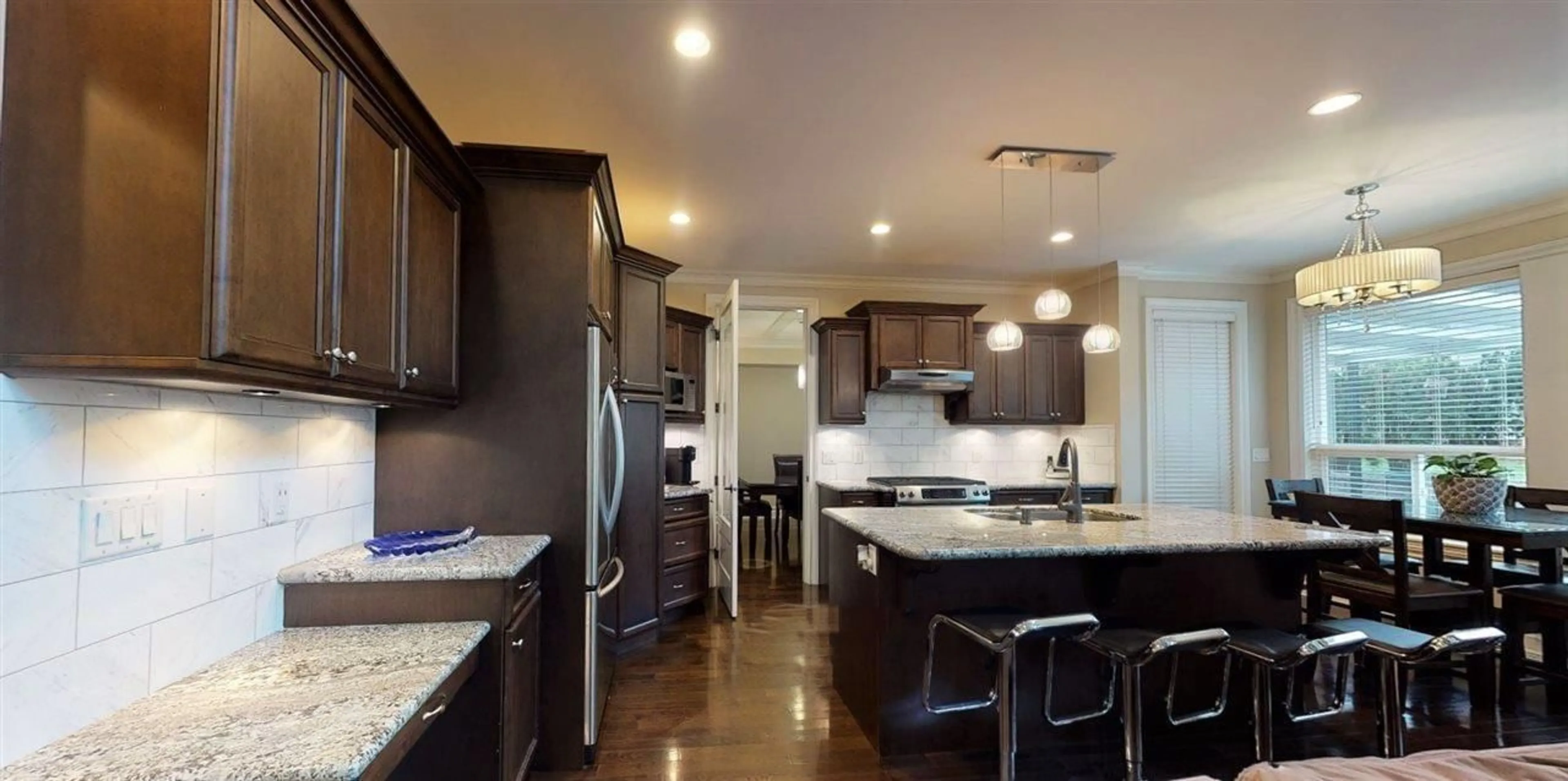 Open concept kitchen, unknown for 9467 163 STREET, Surrey British Columbia V4N3C5