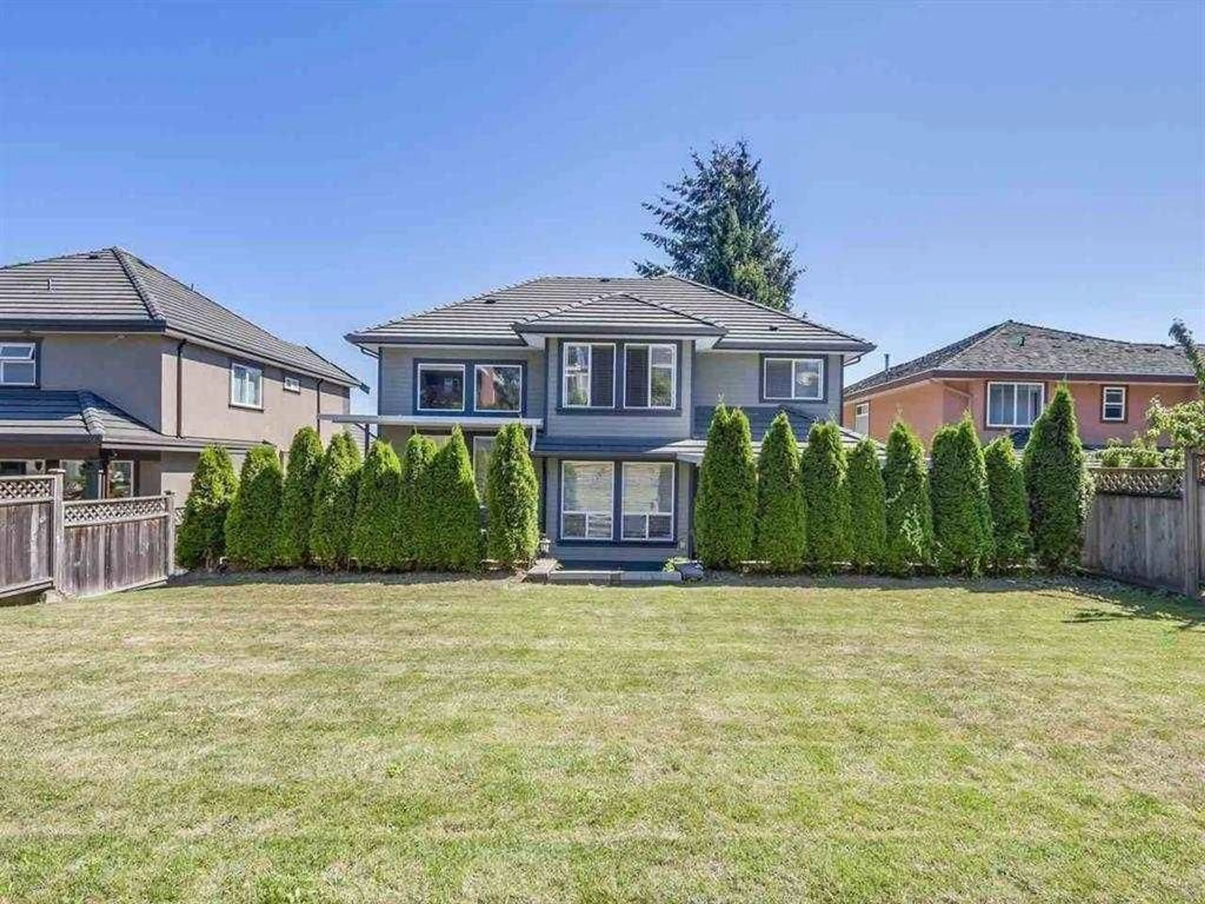 A pic from outside/outdoor area/front of a property/back of a property/a pic from drone, unknown for 9467 163 STREET, Surrey British Columbia V4N3C5