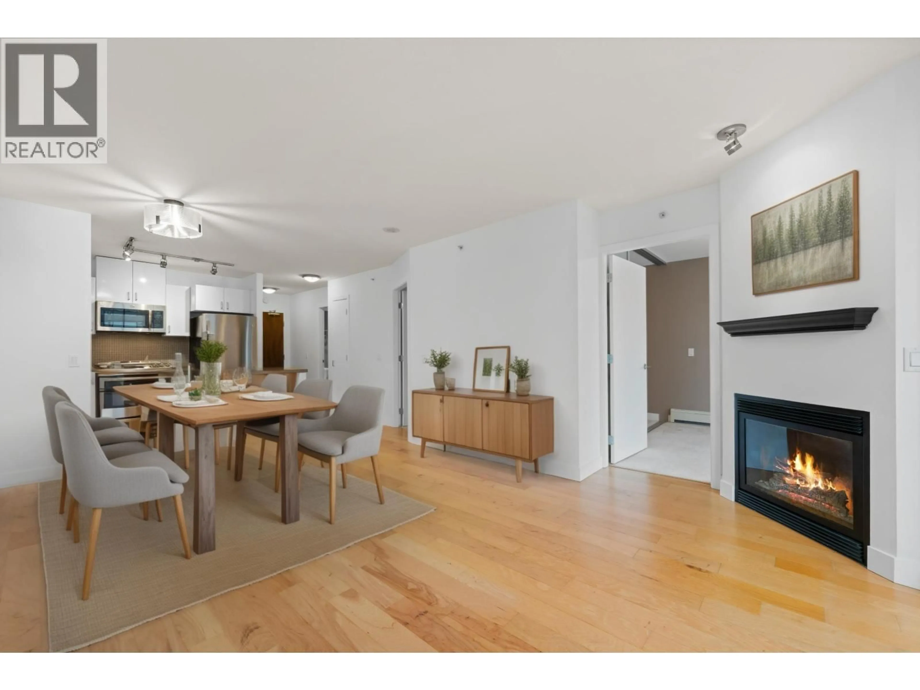 Unknown for 805 - 175 1ST STREET, North Vancouver British Columbia V7M3N9