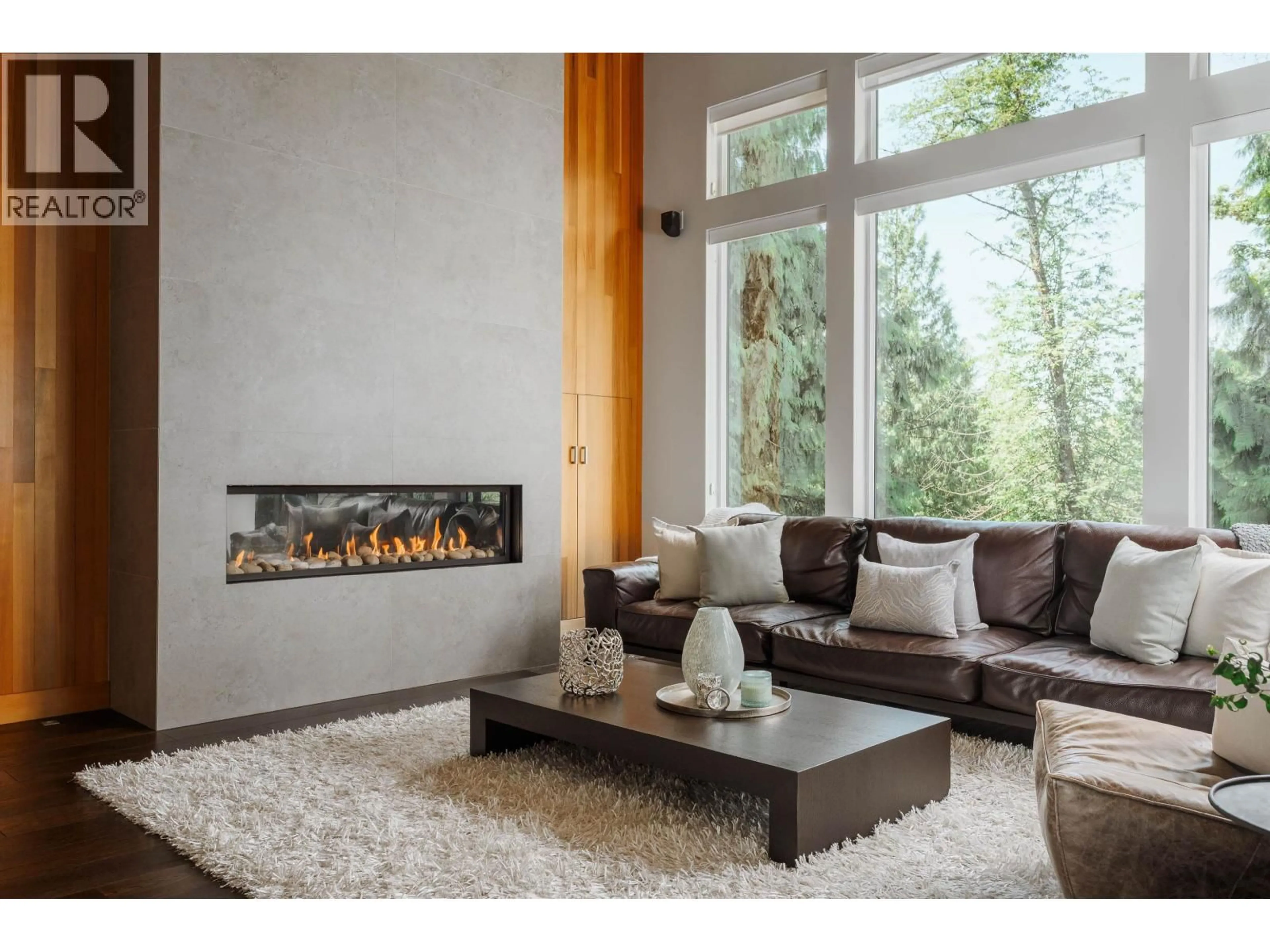 Living room with furniture, wood/laminate floor for 10043 246B STREET, Maple Ridge British Columbia V2W0H1