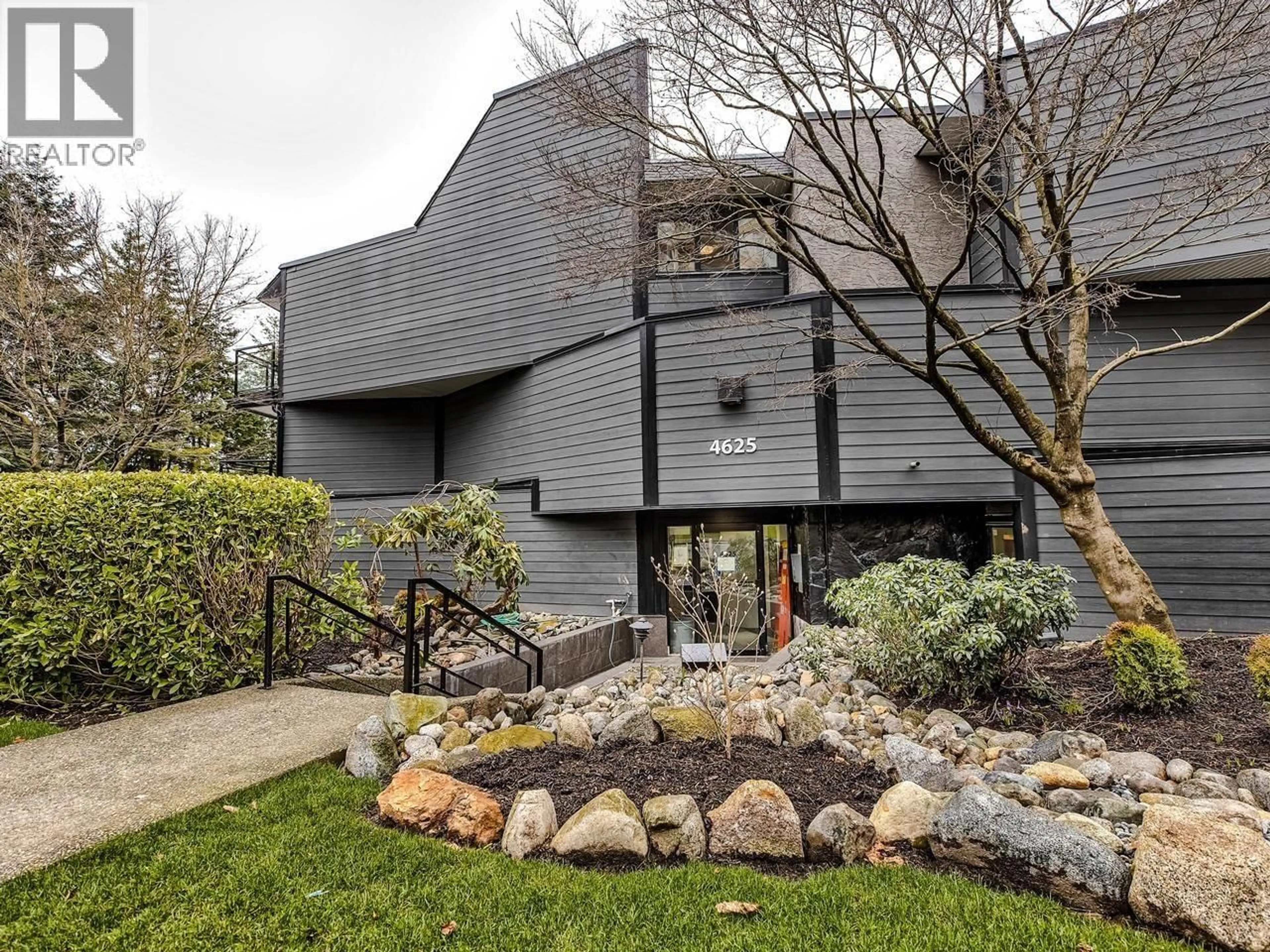 Unknown for 303 - 4625 GRANGE STREET, Burnaby British Columbia V5H1R1