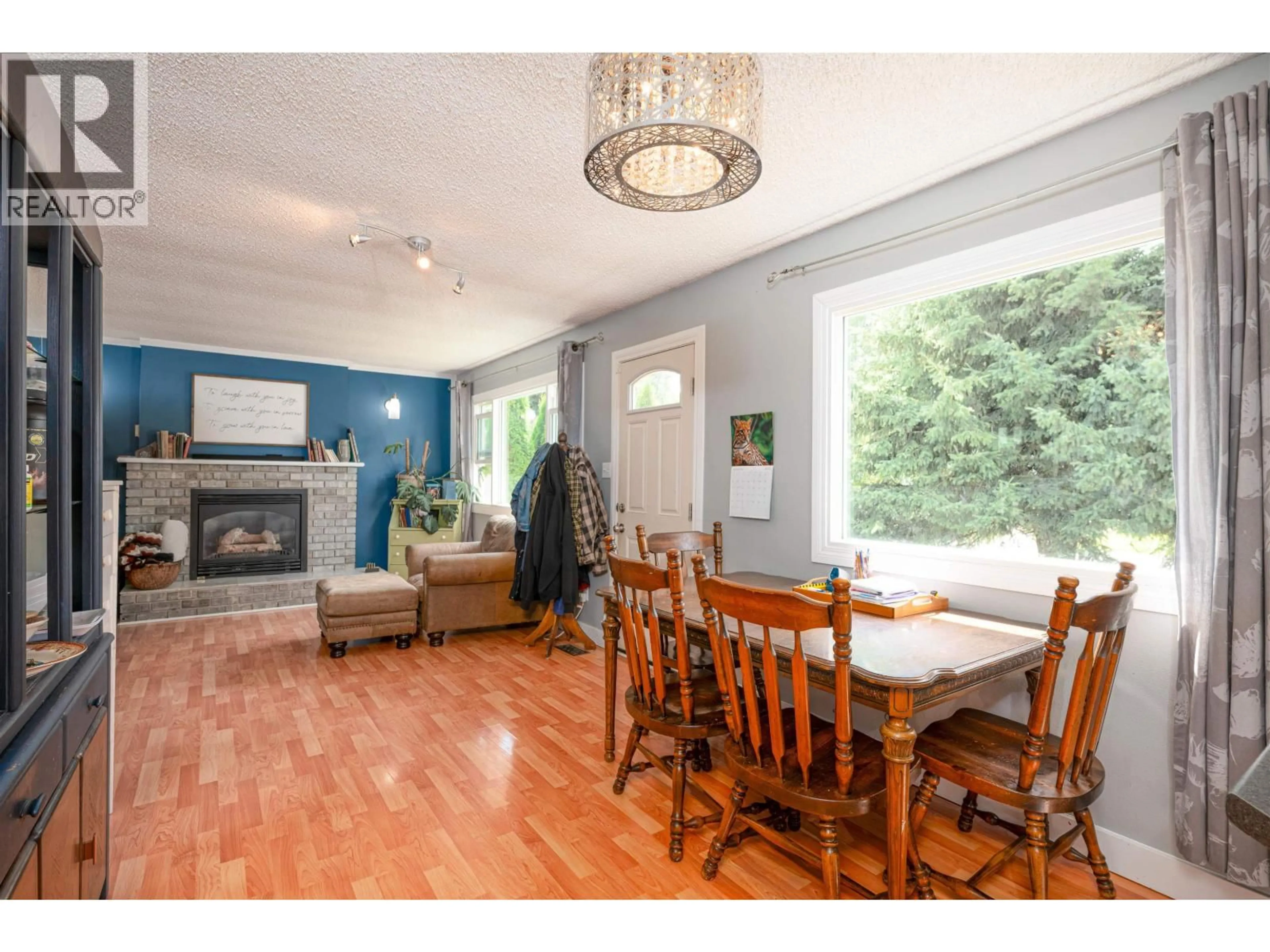 Dining room, wood/laminate floor for 1900 BITTNER ROAD, North Blackburn British Columbia V2N6T1