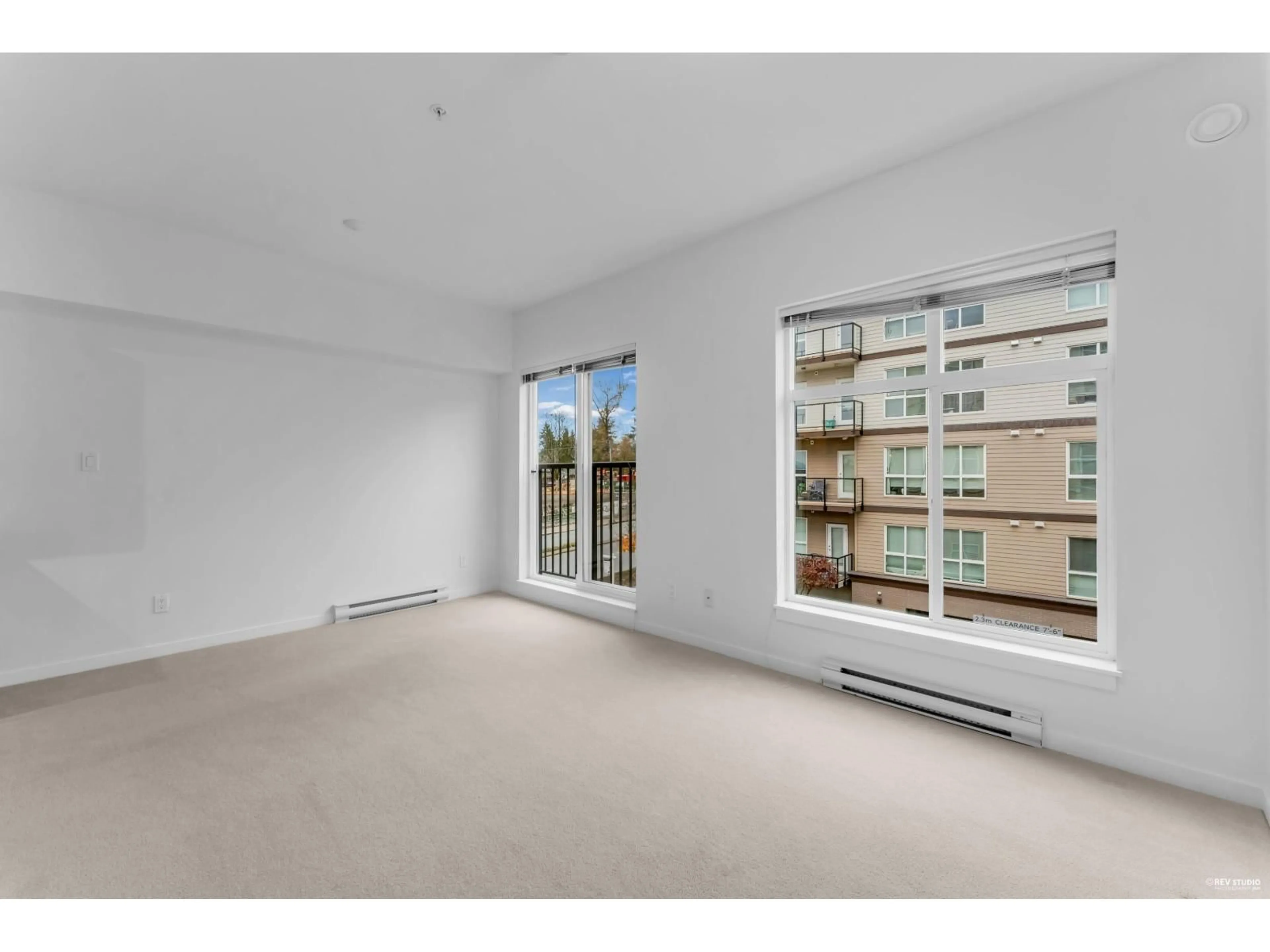 A pic of a room for 303 - 13728 108 AVENUE, Surrey British Columbia V3T0G2