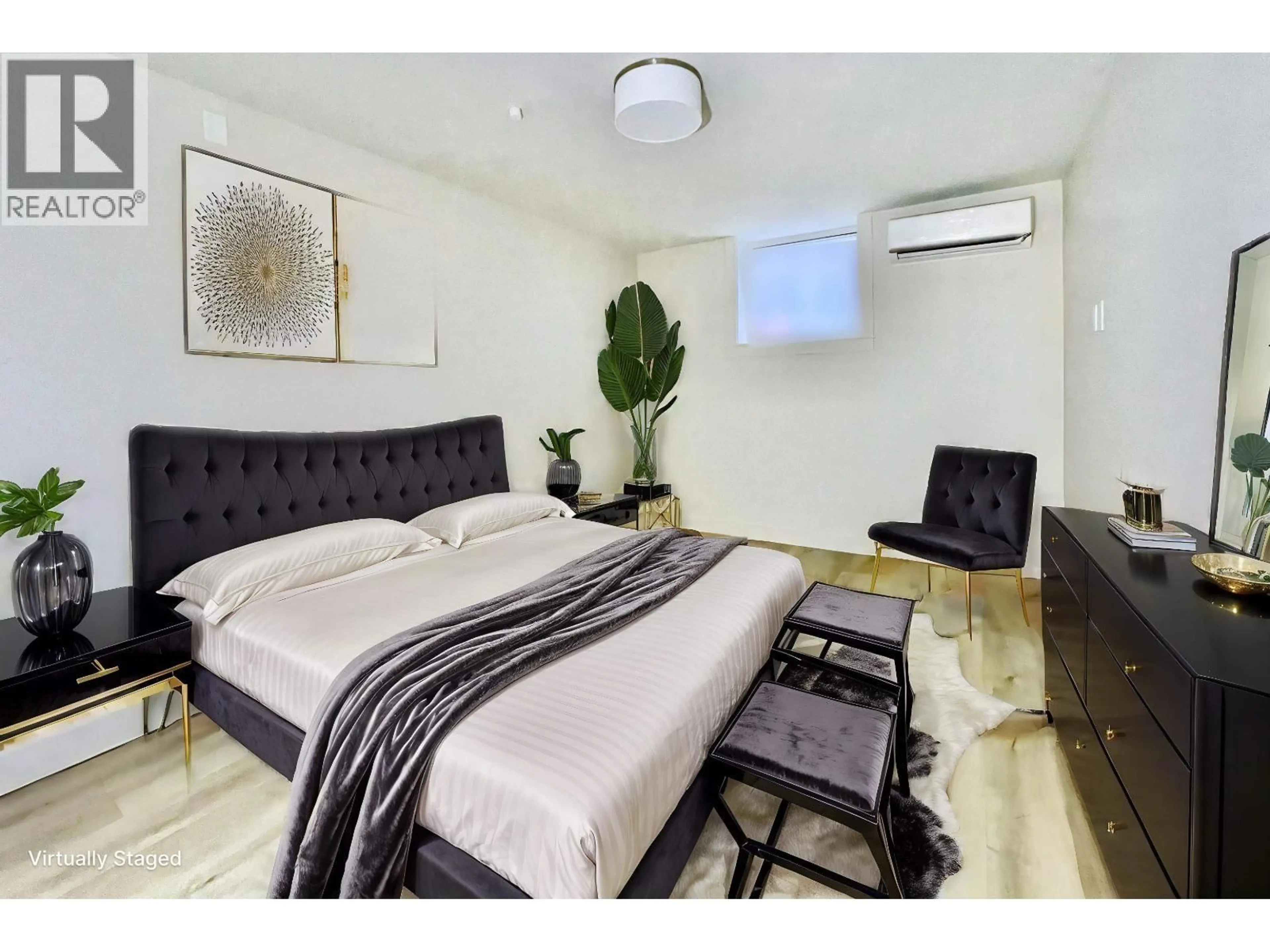 Bedroom with bed, unknown for 11101 - 468 EAGLECREST DRIVE, Gibsons British Columbia V0N1V9