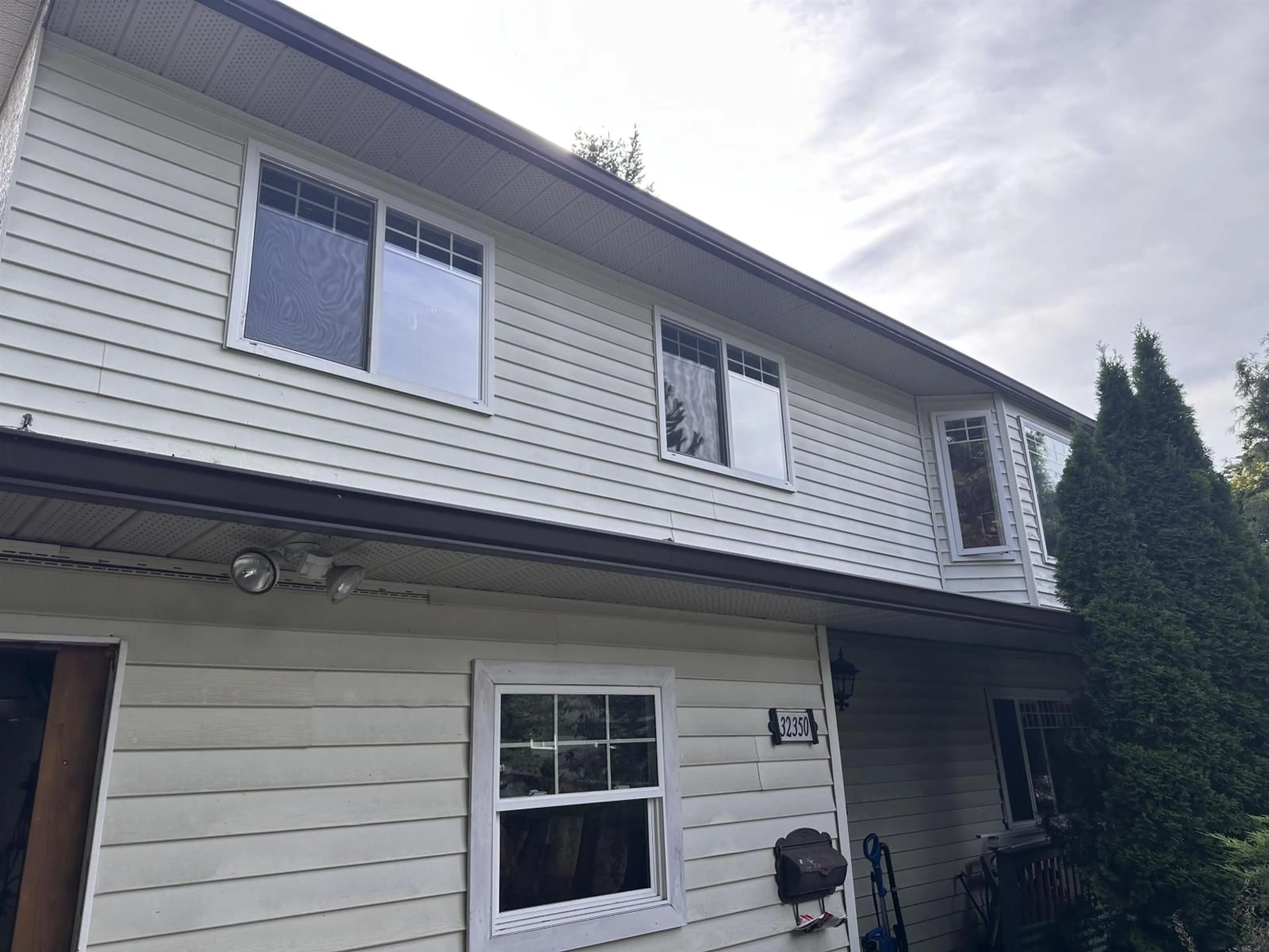 Home with vinyl exterior material, unknown for 32350 BEAVER DRIVE, Mission British Columbia V2V5V4