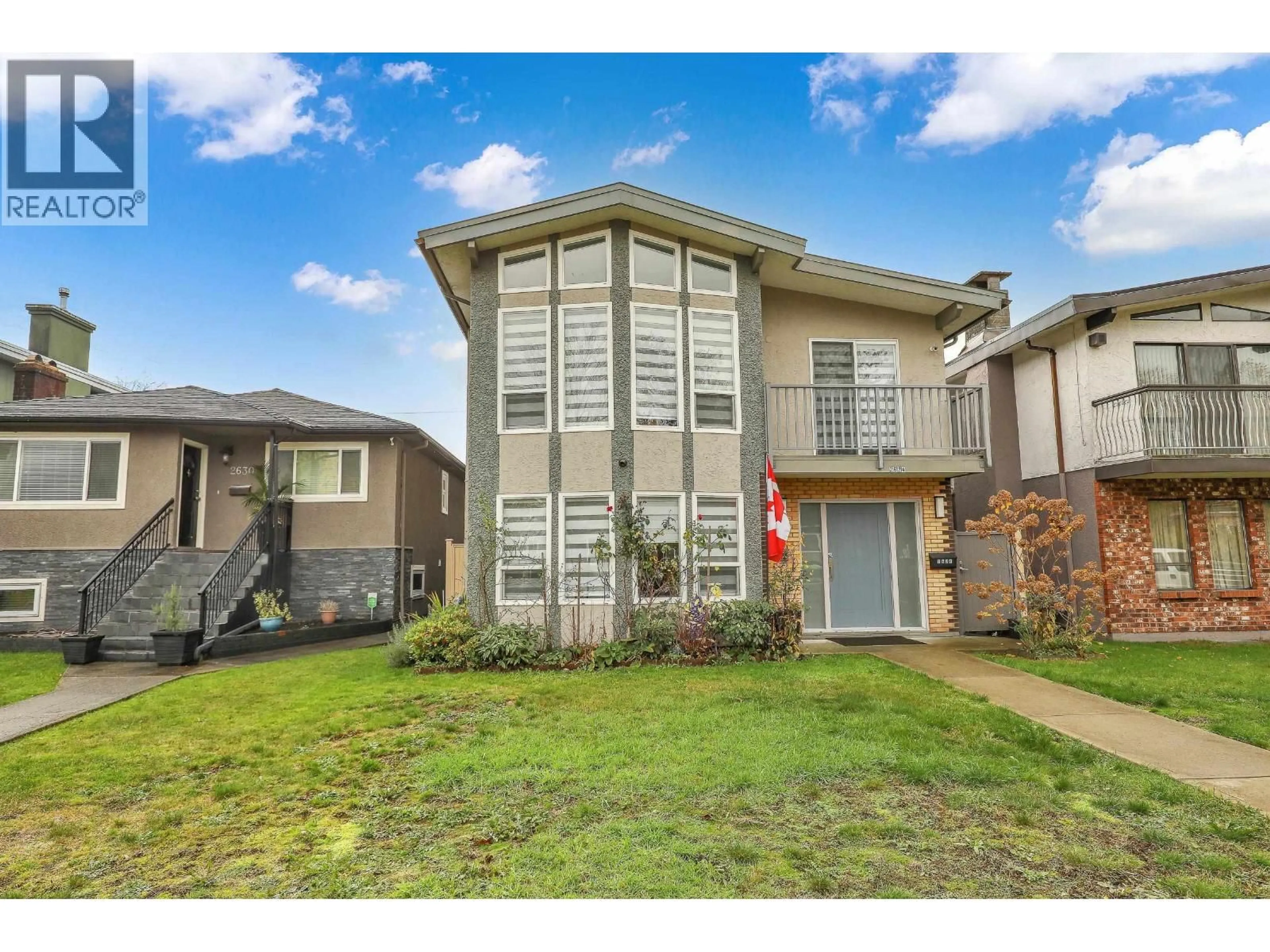 Home with vinyl exterior material, street for 2624 KITCHENER STREET, Vancouver British Columbia V5K3C8