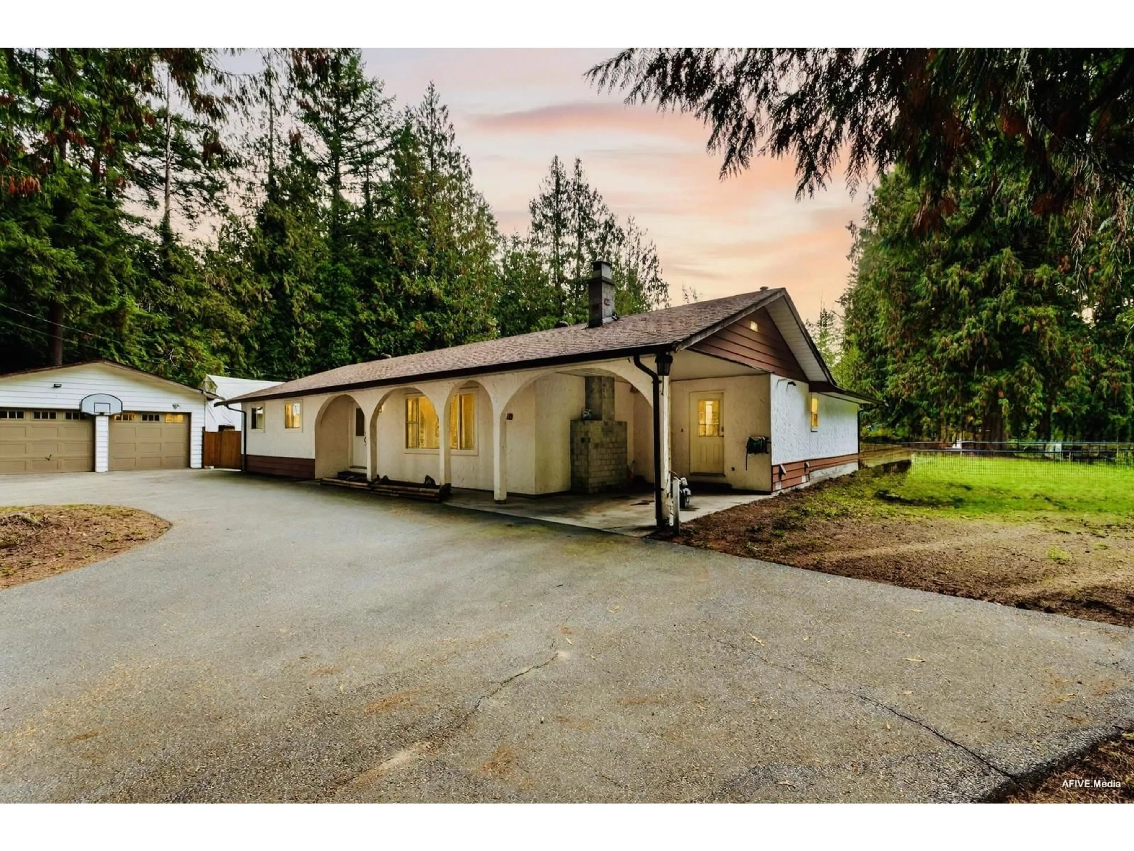 Unknown for 25160 54 AVENUE, Langley British Columbia V4W1T3