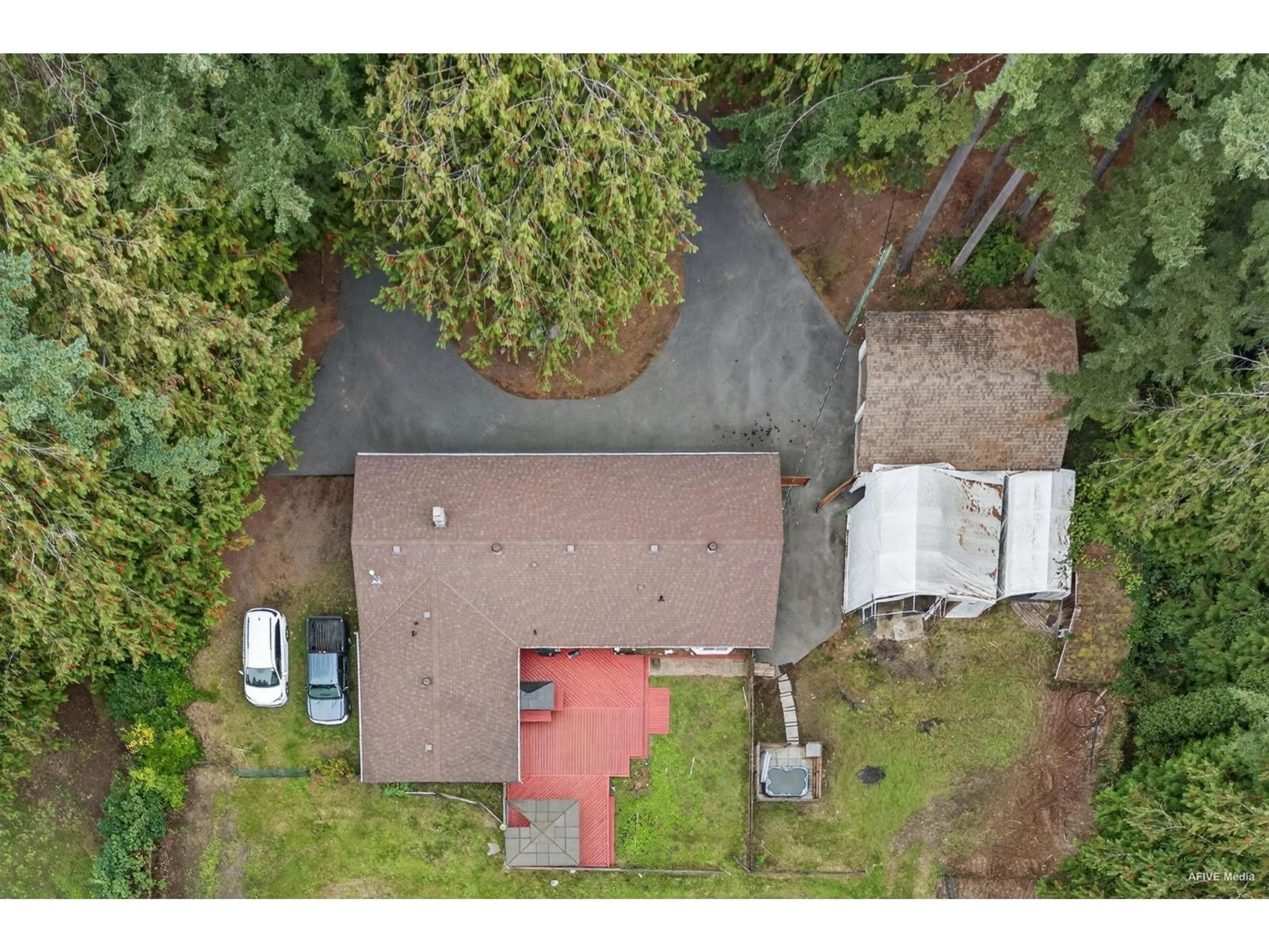 A pic from outside/outdoor area/front of a property/back of a property/a pic from drone, street for 25160 54 AVENUE, Langley British Columbia V4W1T3