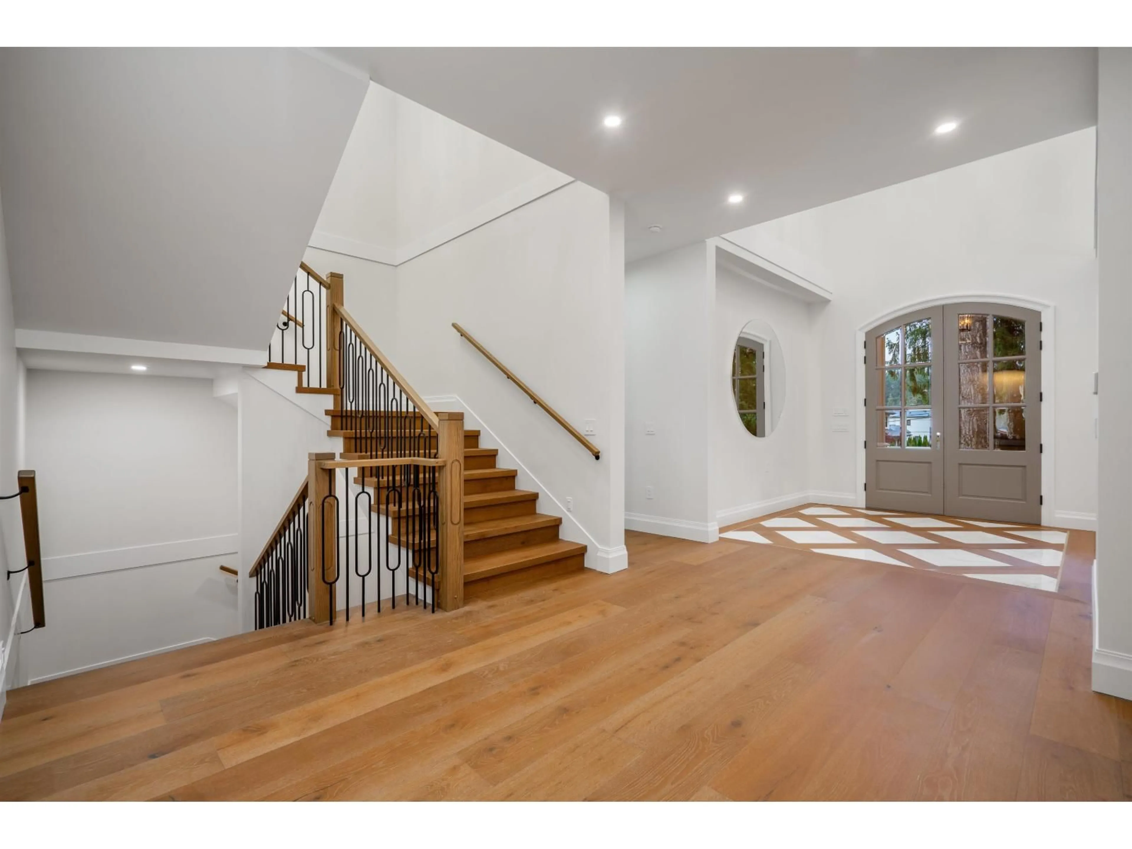 Unknown for 2533 141 STREET, Surrey British Columbia V4P2E5