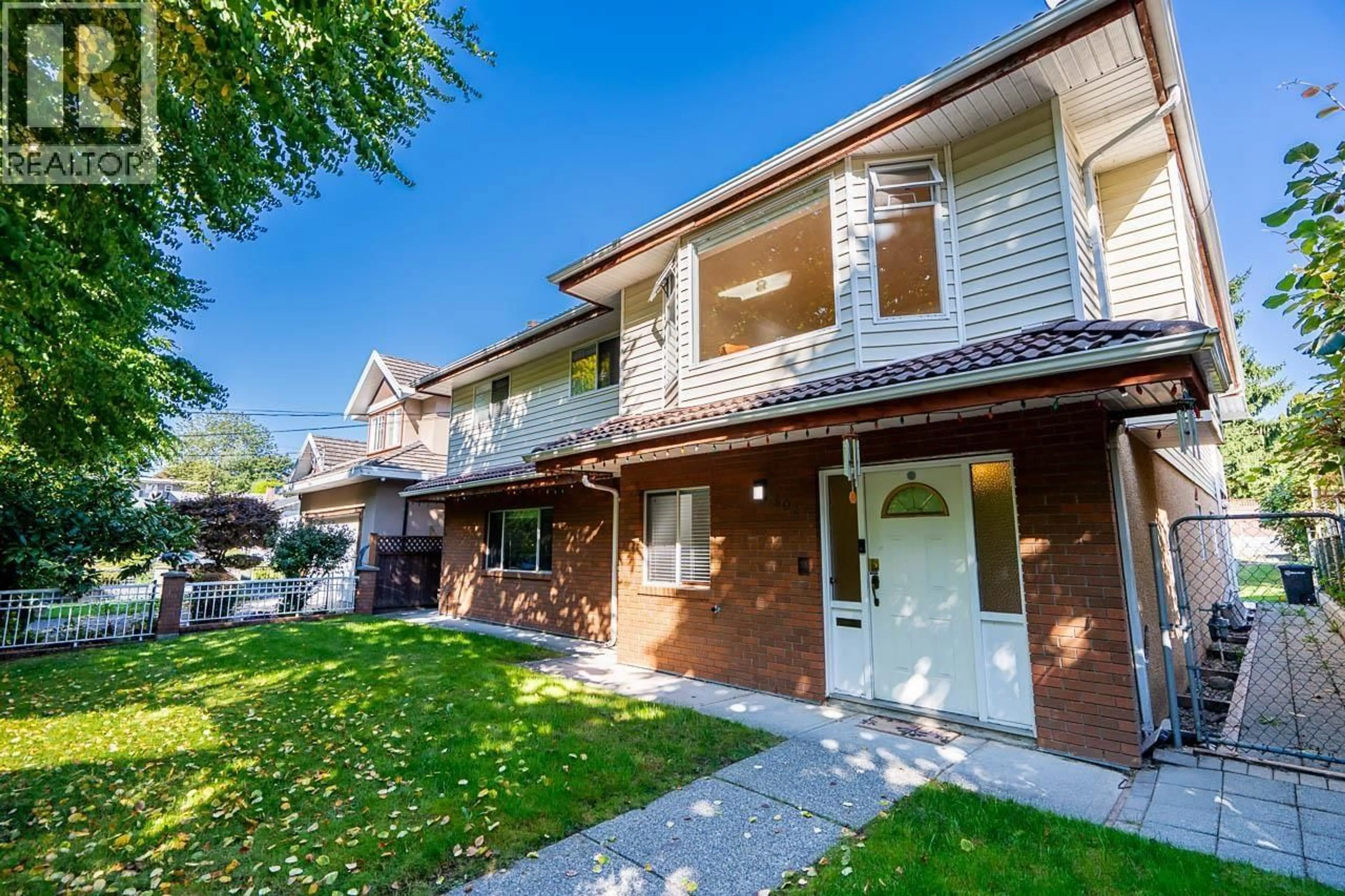 Home with brick exterior material, street for 5031 HALIFAX STREET, Burnaby British Columbia V5B2N4
