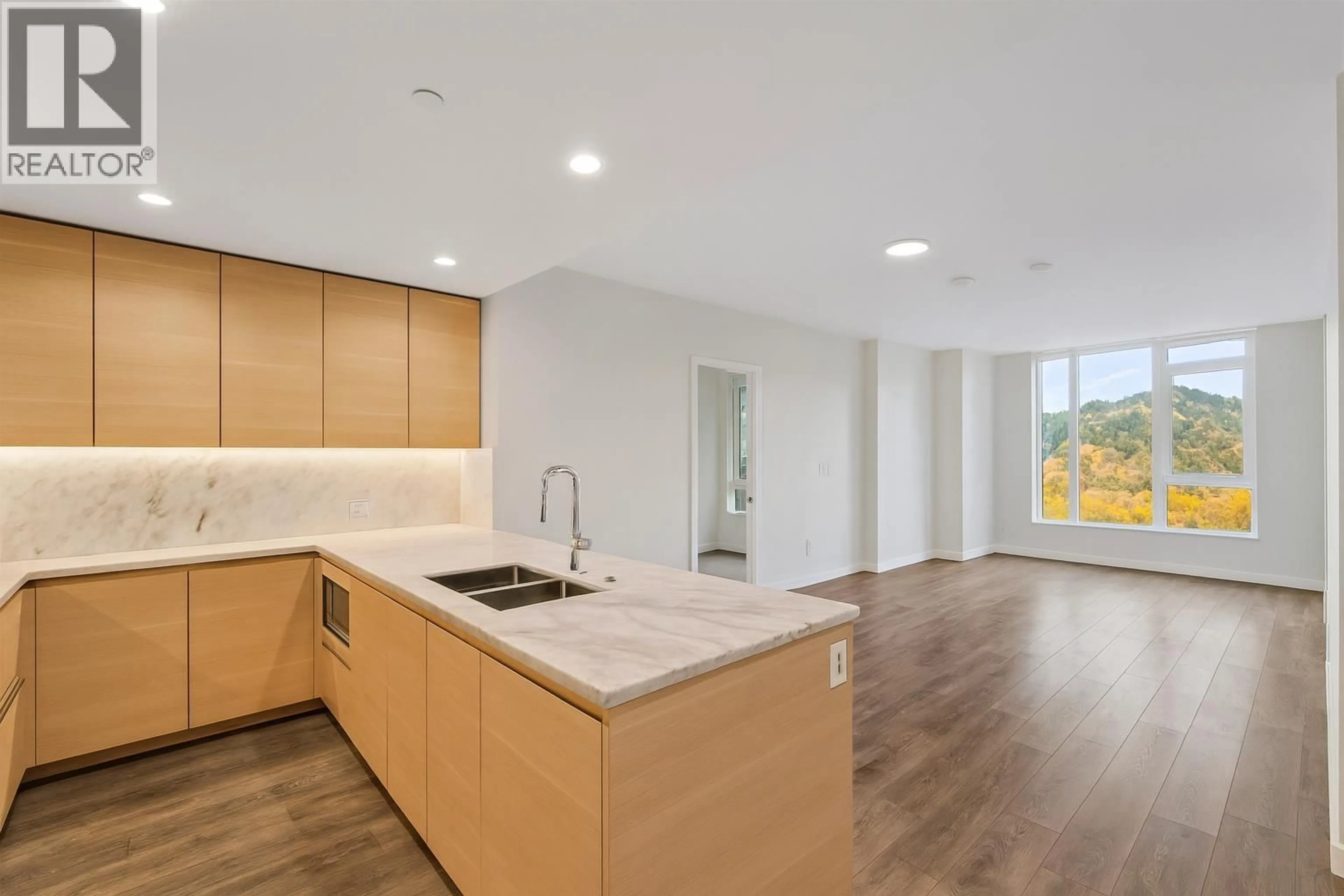 Open concept kitchen, unknown for 901 - 305 MORRISSEY ROAD, Port Moody British Columbia V3H0M3