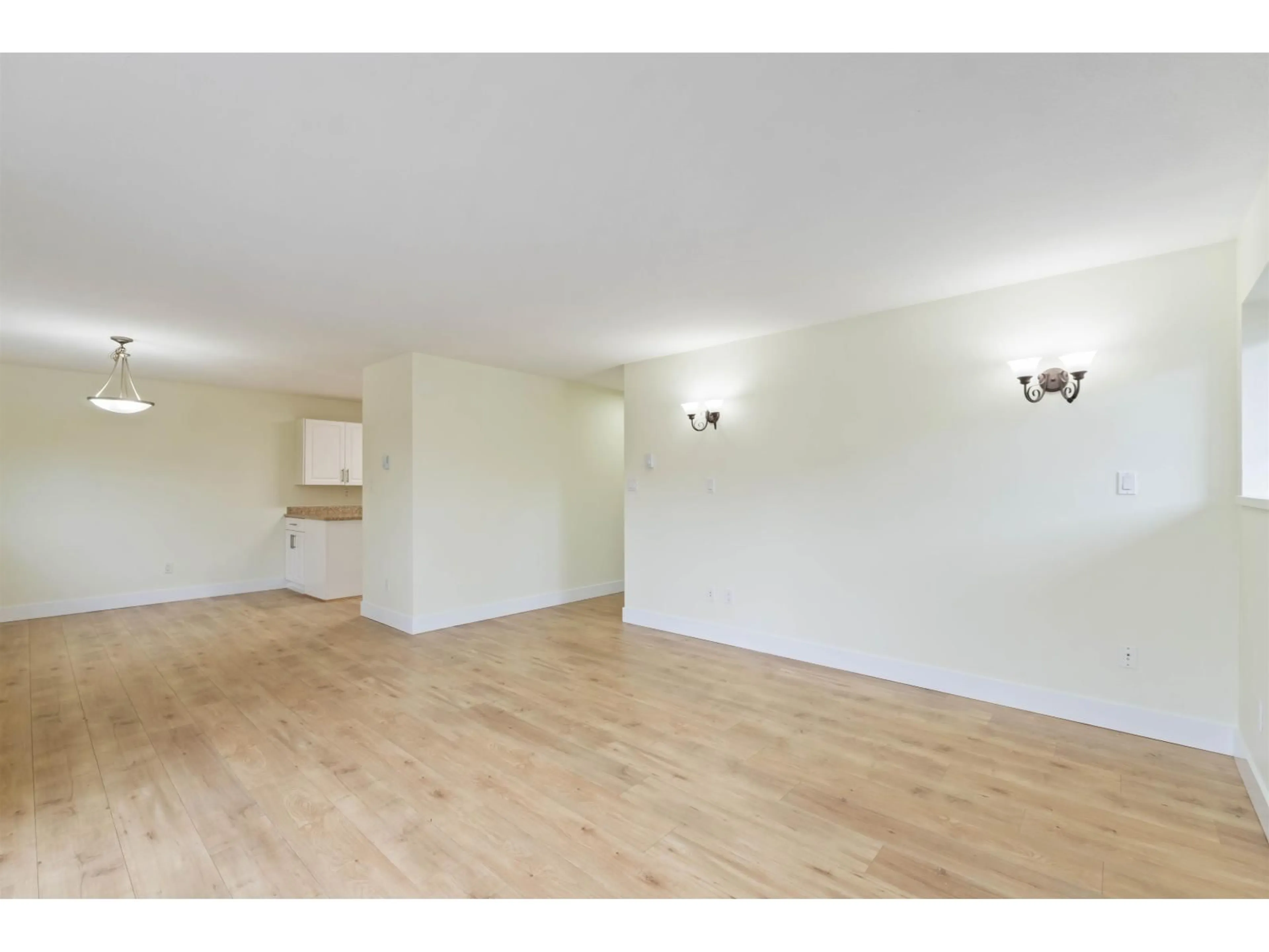 A pic of a room for 1 - 2750 FULLER STREET, Abbotsford British Columbia V2S3K1