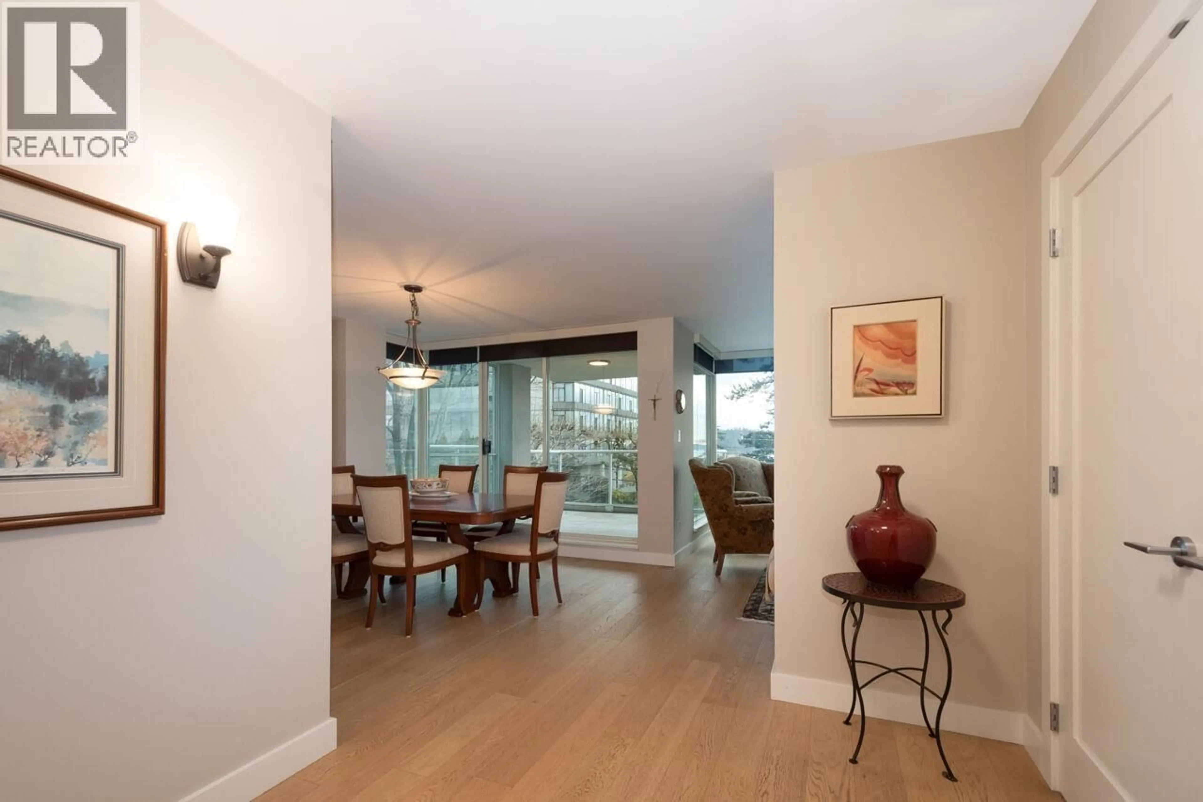 Unknown for 301 - 1455 DUCHESS AVENUE, West Vancouver British Columbia V7T1H7