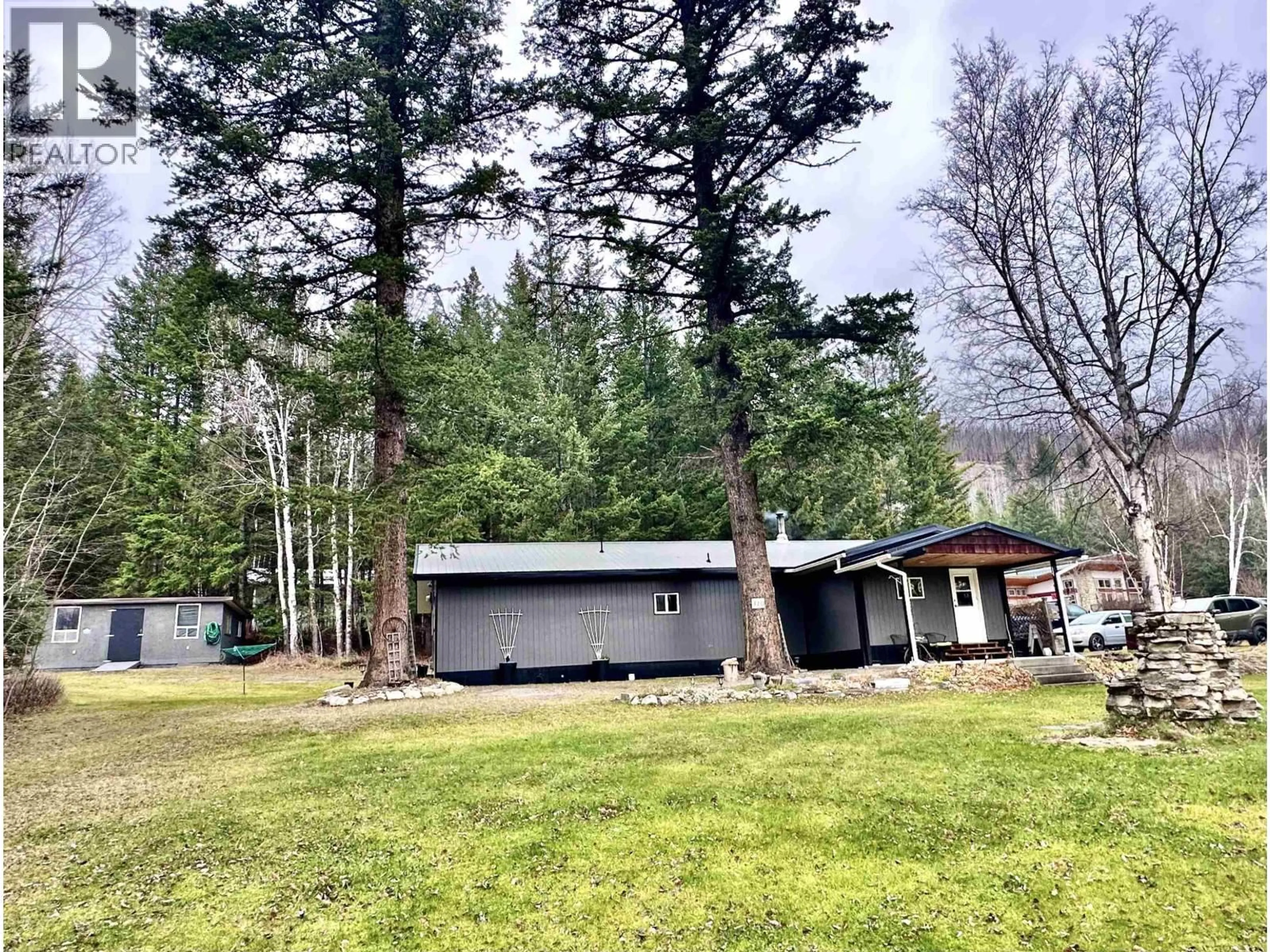A pic from outside/outdoor area/front of a property/back of a property/a pic from drone, forest/trees view for 310 MOUNTAIN VIEW ROAD, McBride British Columbia V0J2E0