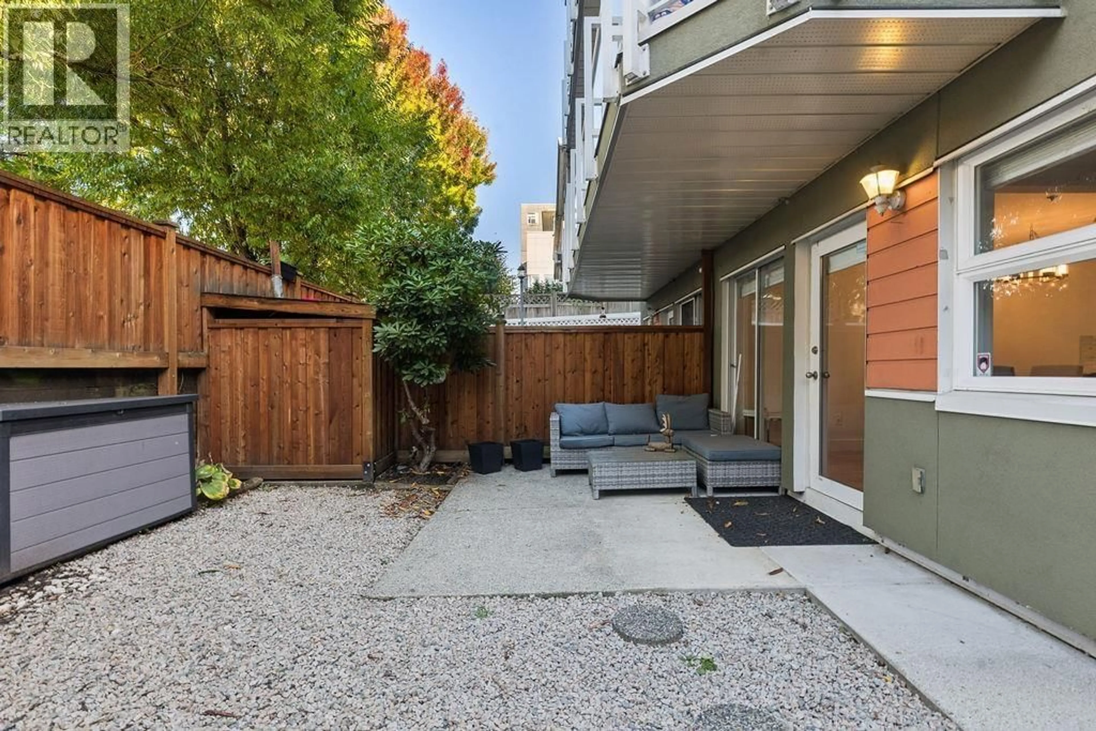 Patio, street for 1A - 1048 7TH AVENUE, Vancouver British Columbia V5T1P7
