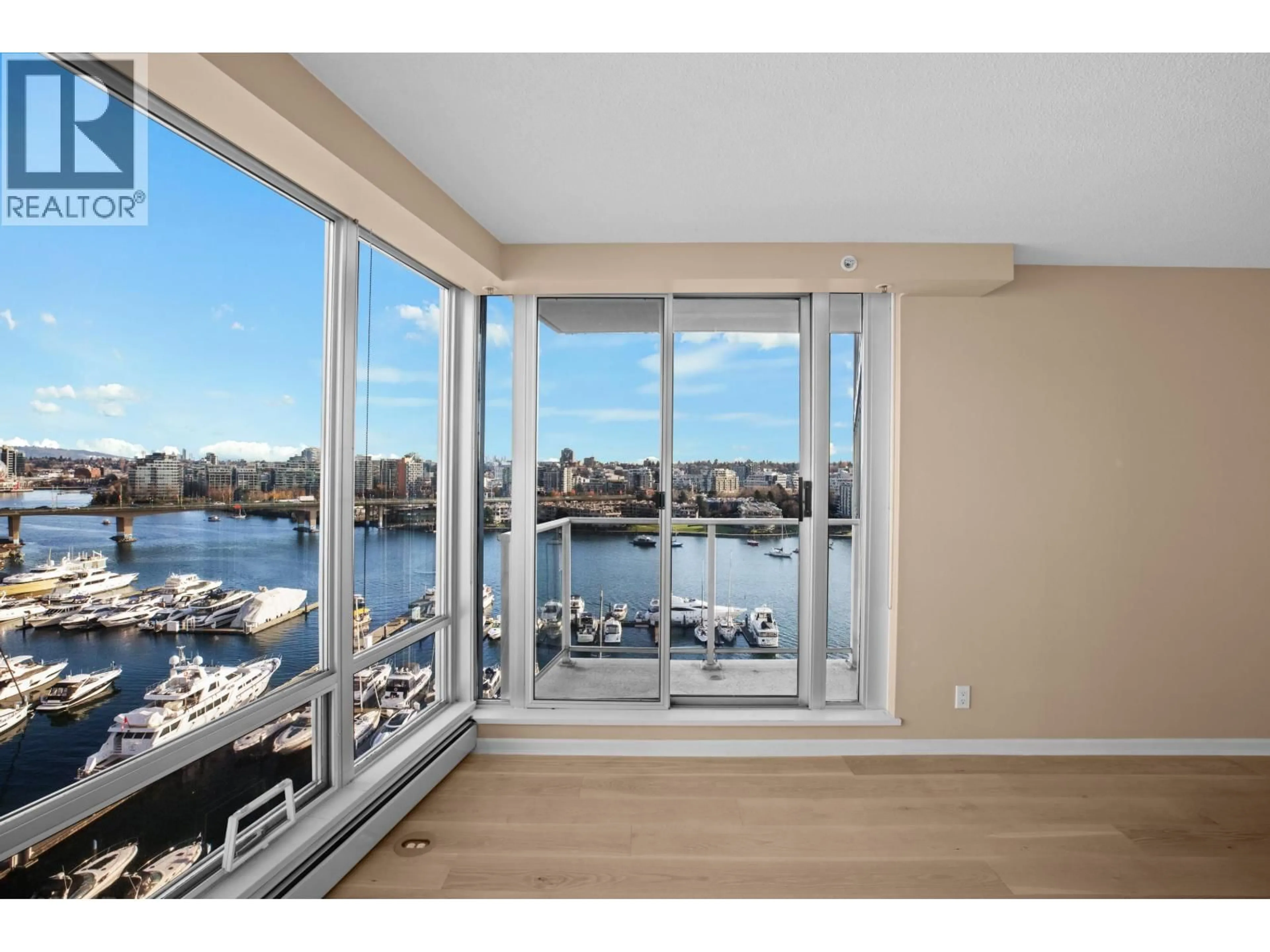 A pic of a room for 1601 - 1228 MARINASIDE CRESCENT, Vancouver British Columbia V6Z2W4