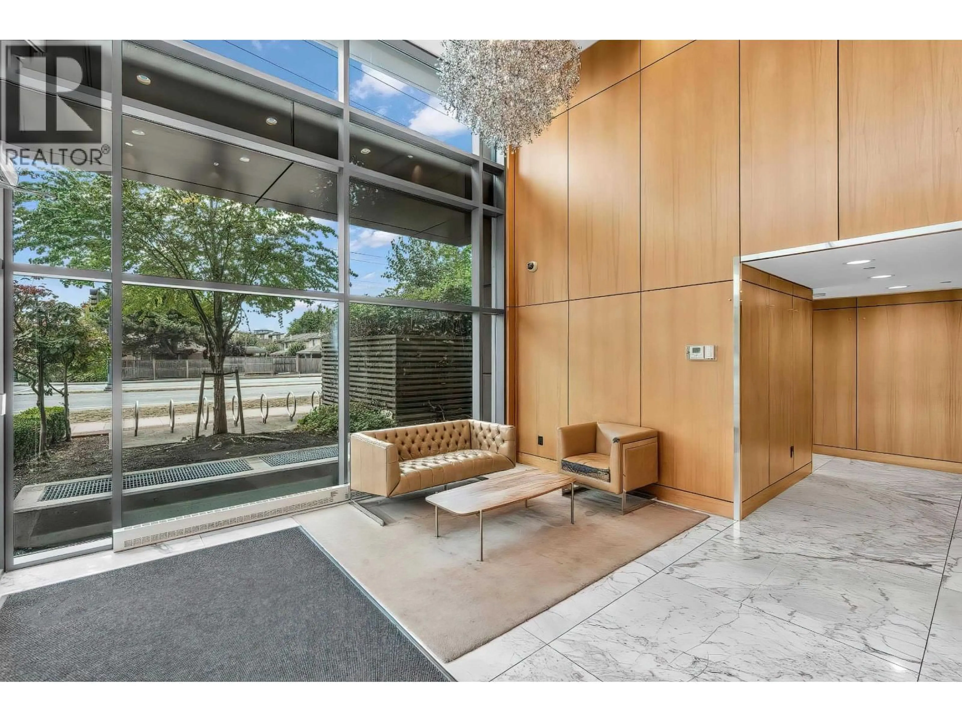 Indoor foyer for 601 - 9019 COOK ROAD, Richmond British Columbia V6Y0G6