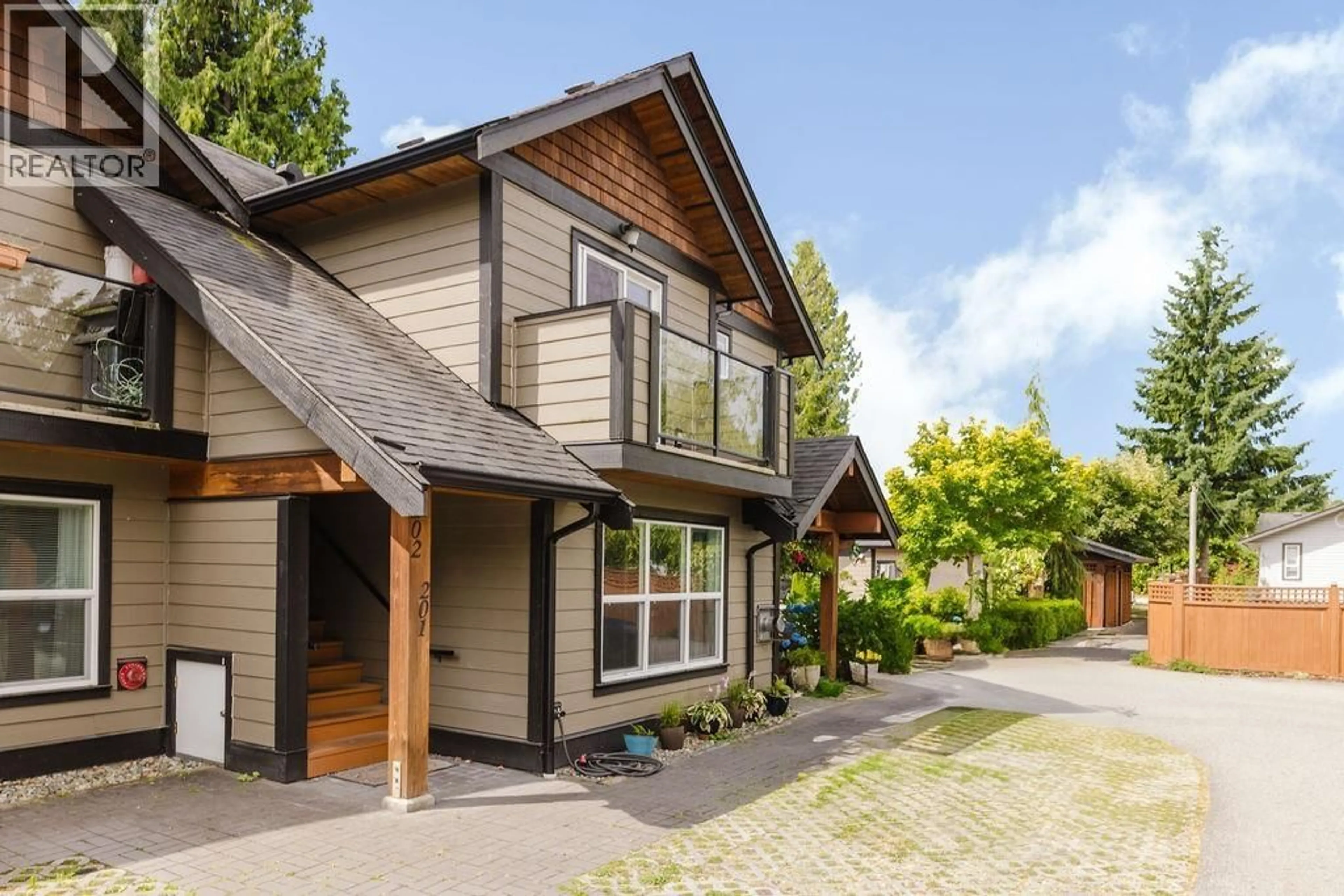 Home with brick exterior material, street for 201 - 518 SHAW ROAD, Gibsons British Columbia V0N1V8