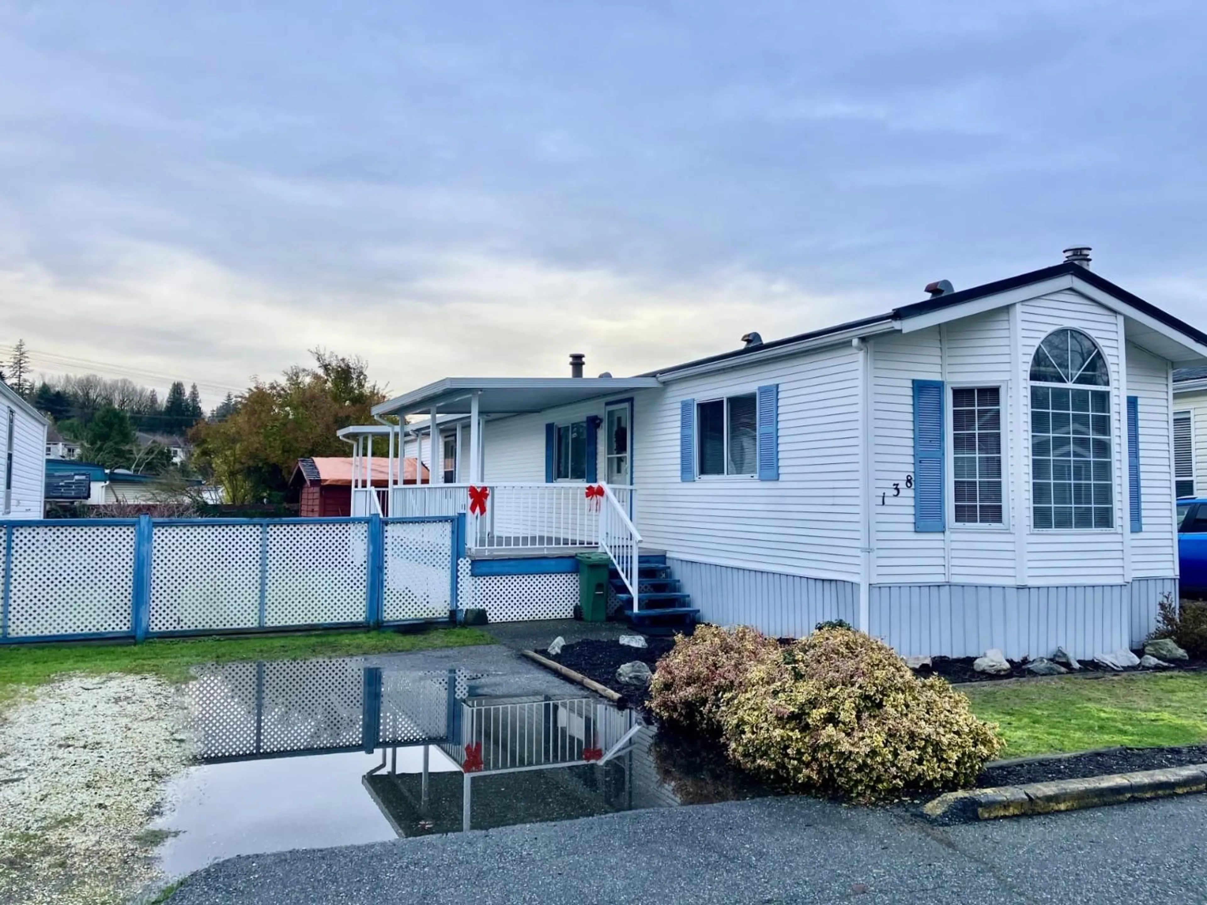 Home with vinyl exterior material, water/lake/river/ocean view for 138 - 3300 HORN STREET, Abbotsford British Columbia V2S7Y4