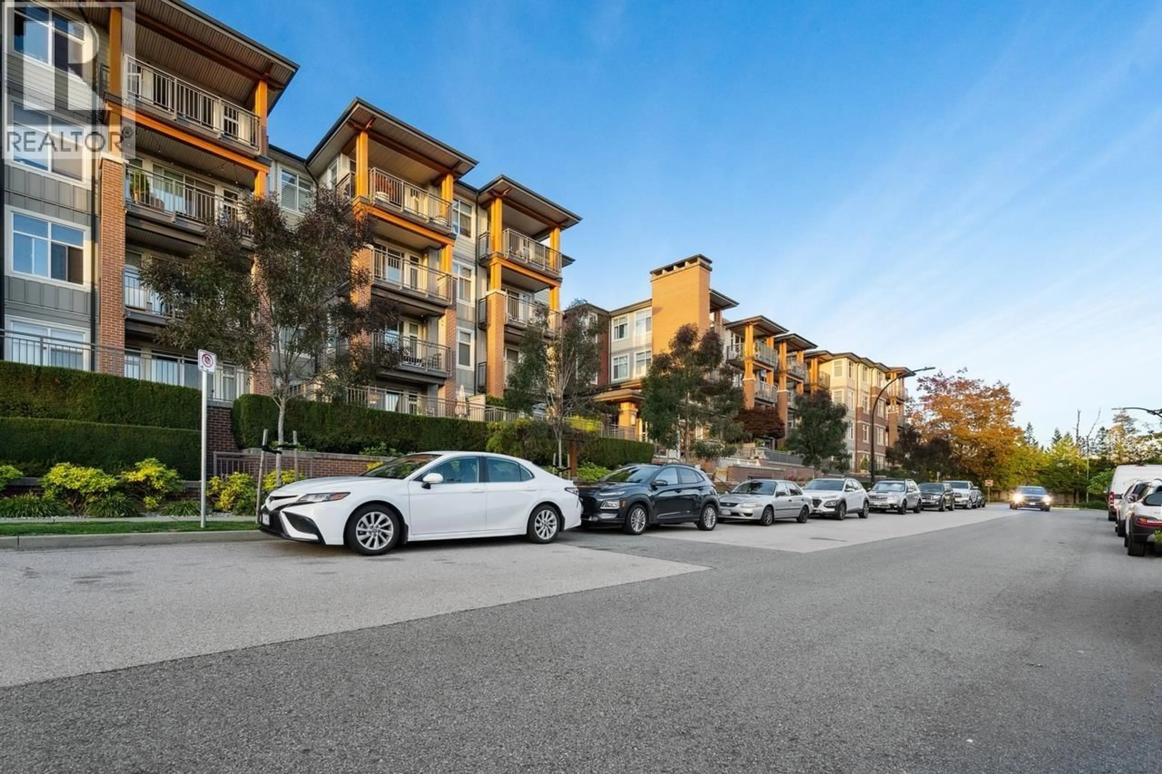 A pic from outside/outdoor area/front of a property/back of a property/a pic from drone, street for 1109 - 963 CHARLAND AVENUE, Coquitlam British Columbia V3K0E2