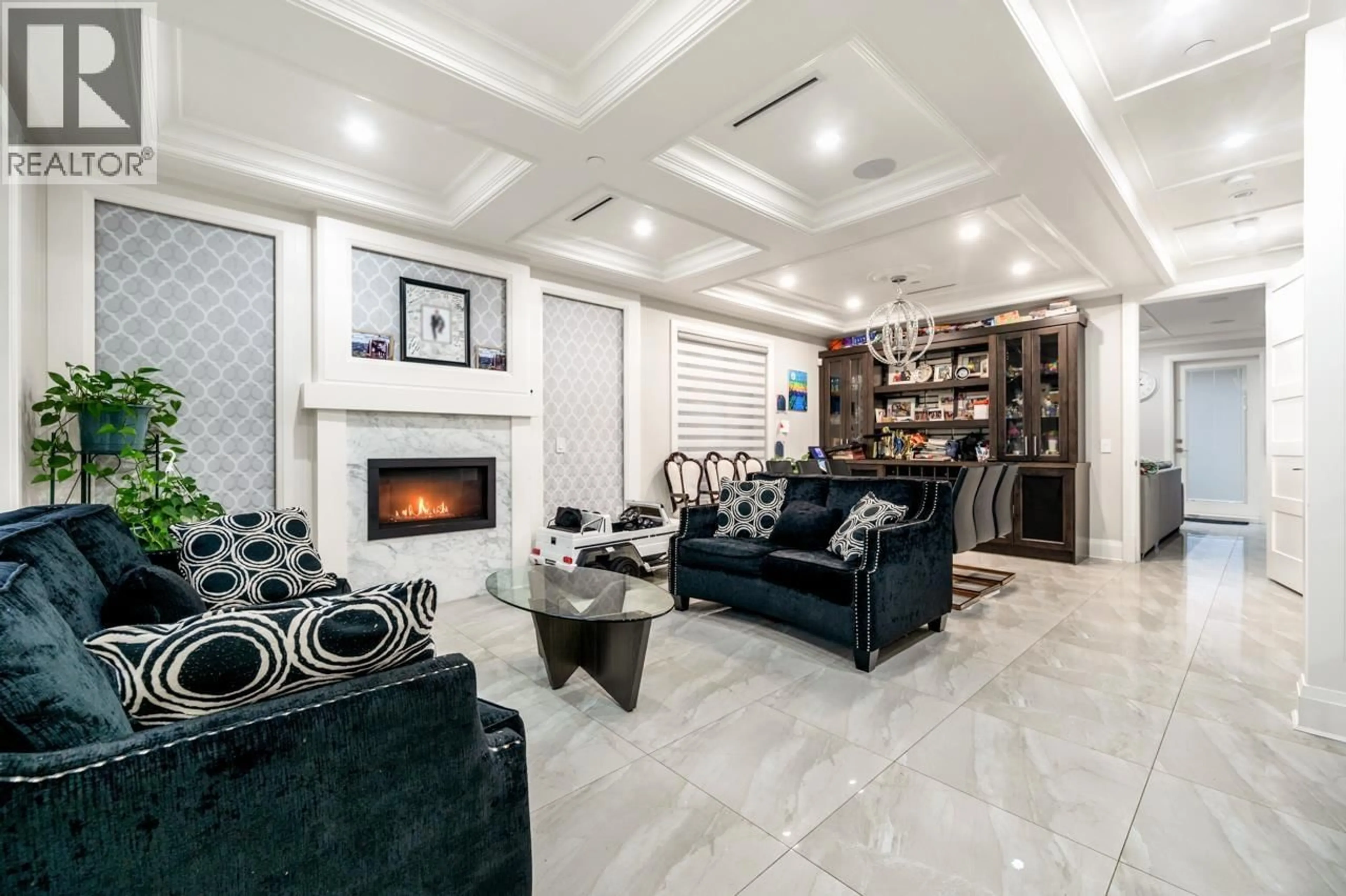 Living room with furniture, ceramic/tile floor for 1176 60TH AVENUE, Vancouver British Columbia V5X2A7