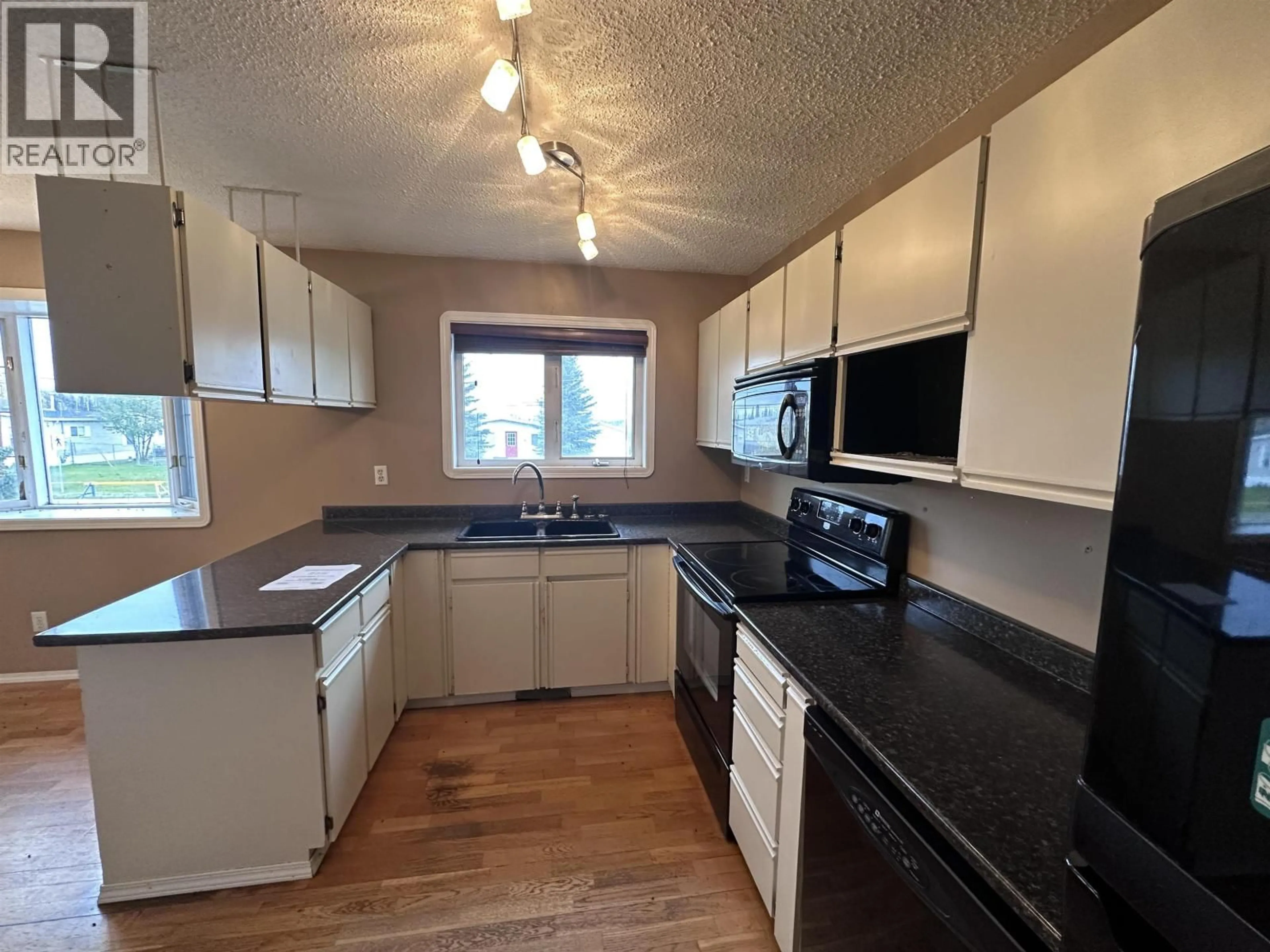 Standard kitchen, unknown for 3916 COTTONWOOD ROAD, Fort Nelson British Columbia V0C1R0