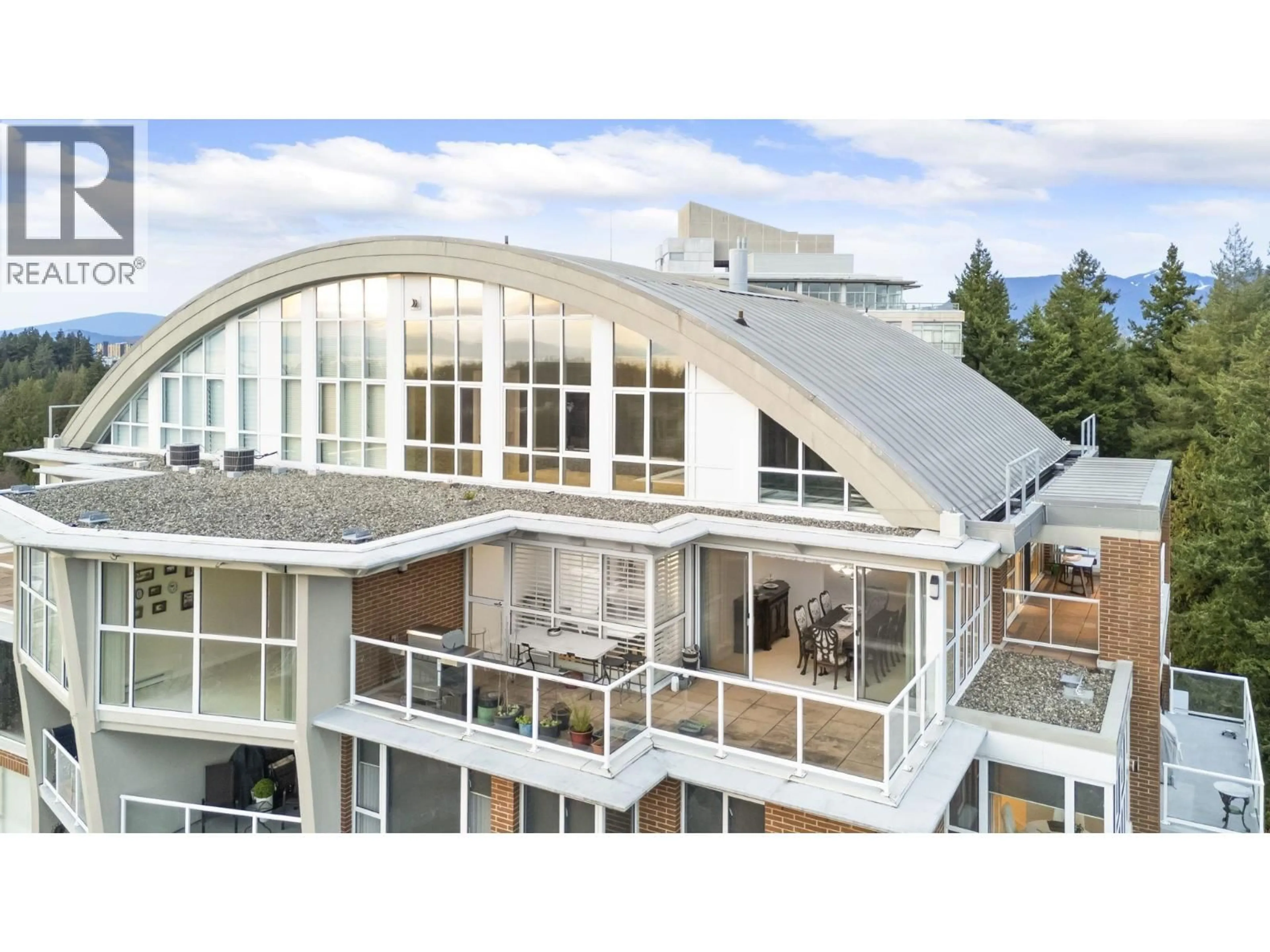 Home with vinyl exterior material, unknown for 1700 - 5615 HAMPTON PLACE, Vancouver British Columbia V6T2H1