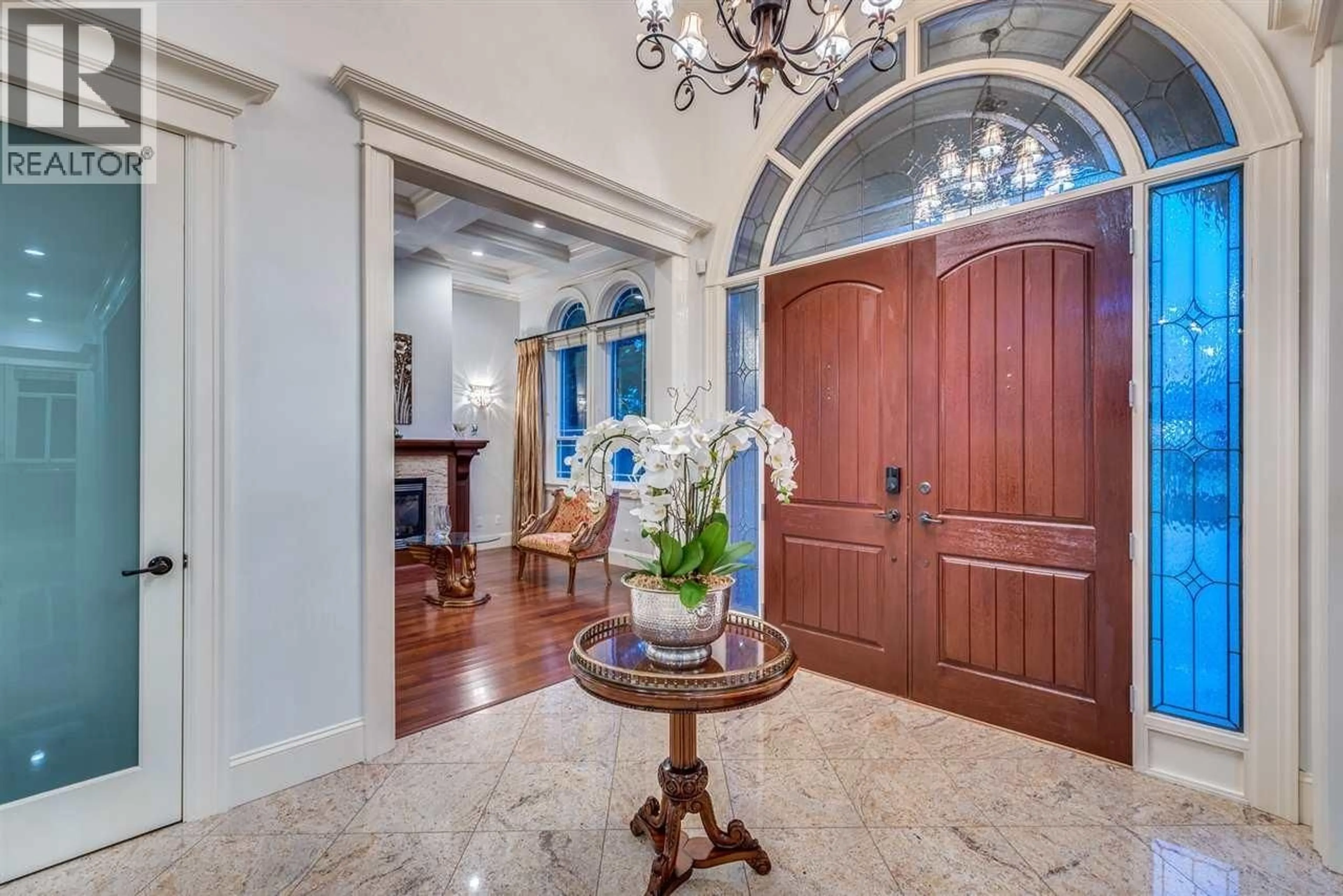 Indoor entryway for 8120 PIGOTT ROAD, Richmond British Columbia V7A2C2