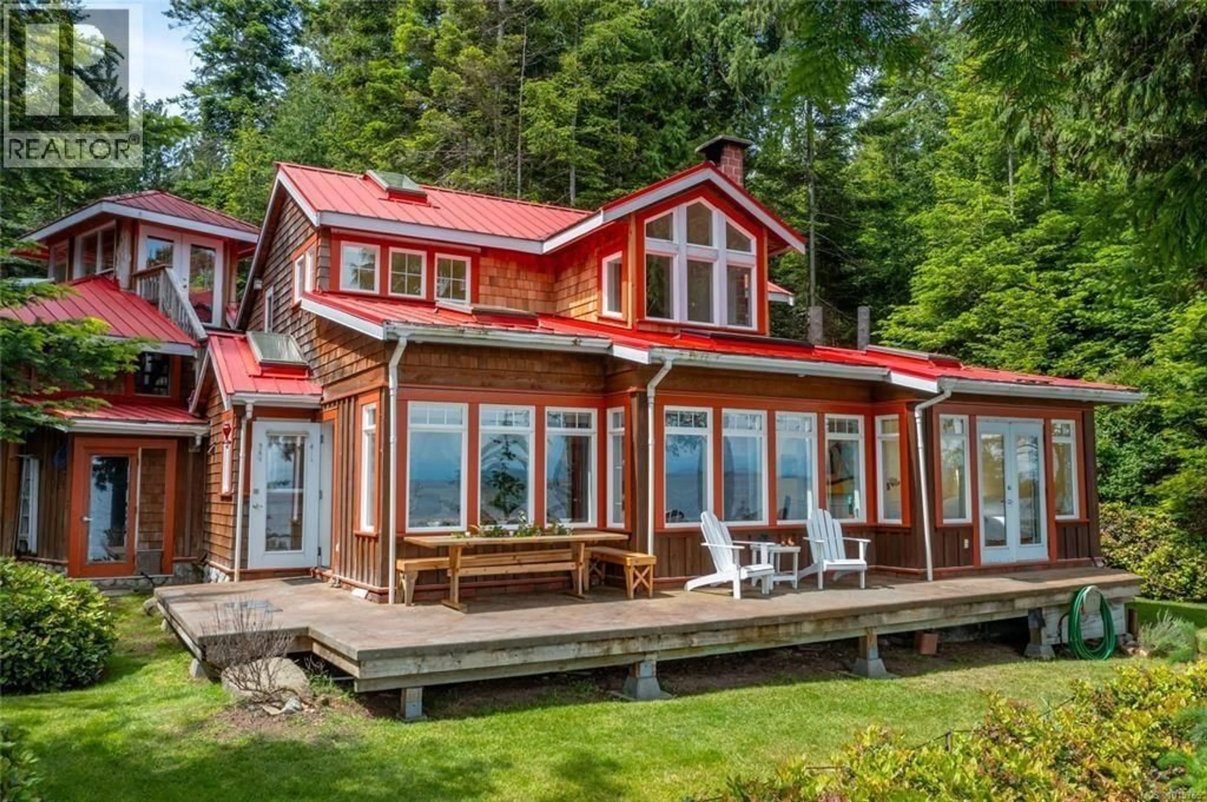 Home with vinyl exterior material, water/lake/river/ocean view for 105 ISLAND PARK DRIVE, Other Islands British Columbia V0N1P0