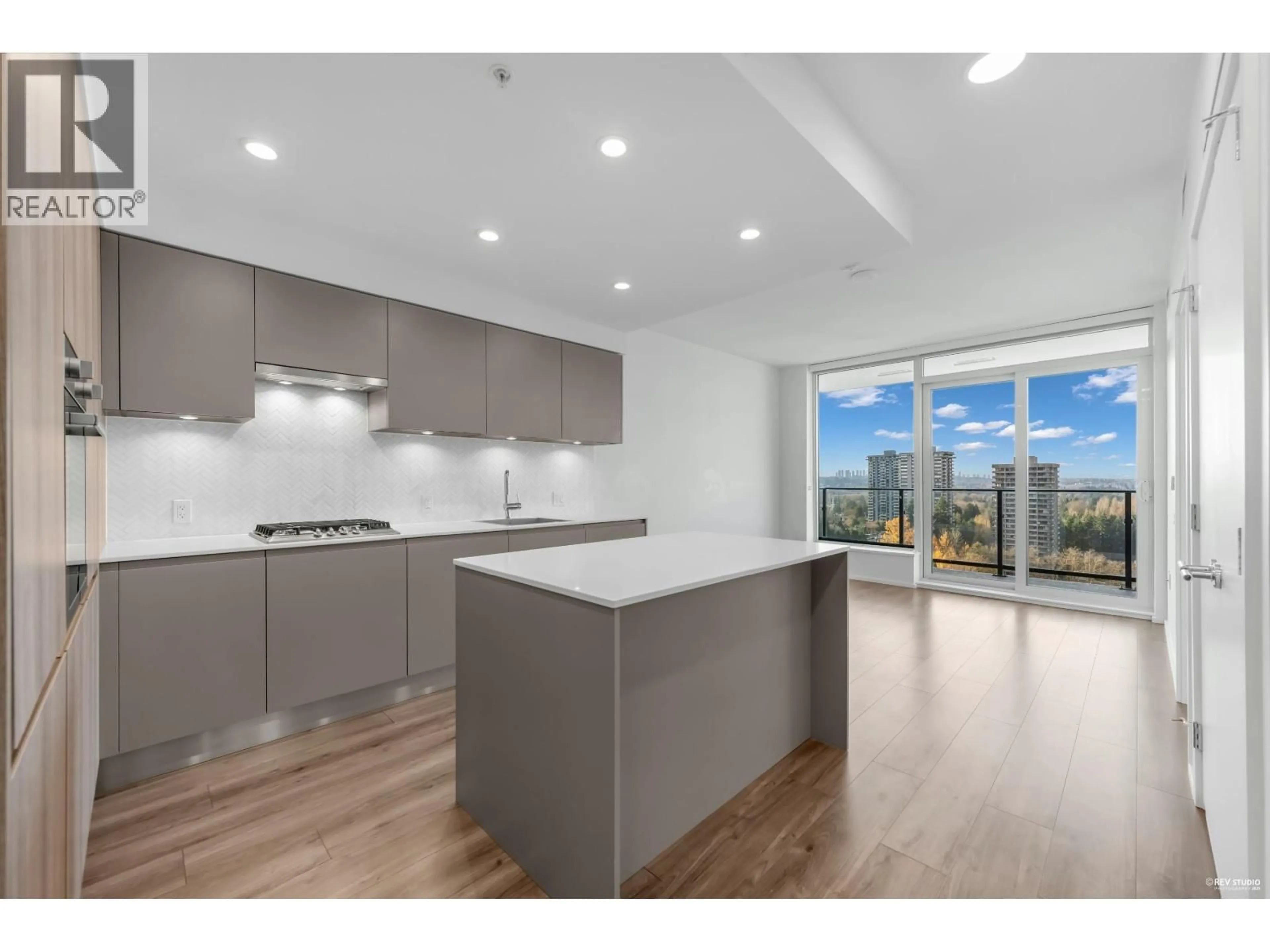 Open concept kitchen, unknown for 1008 - 3809 EVERGREEN PLACE, Burnaby British Columbia V3J0M1