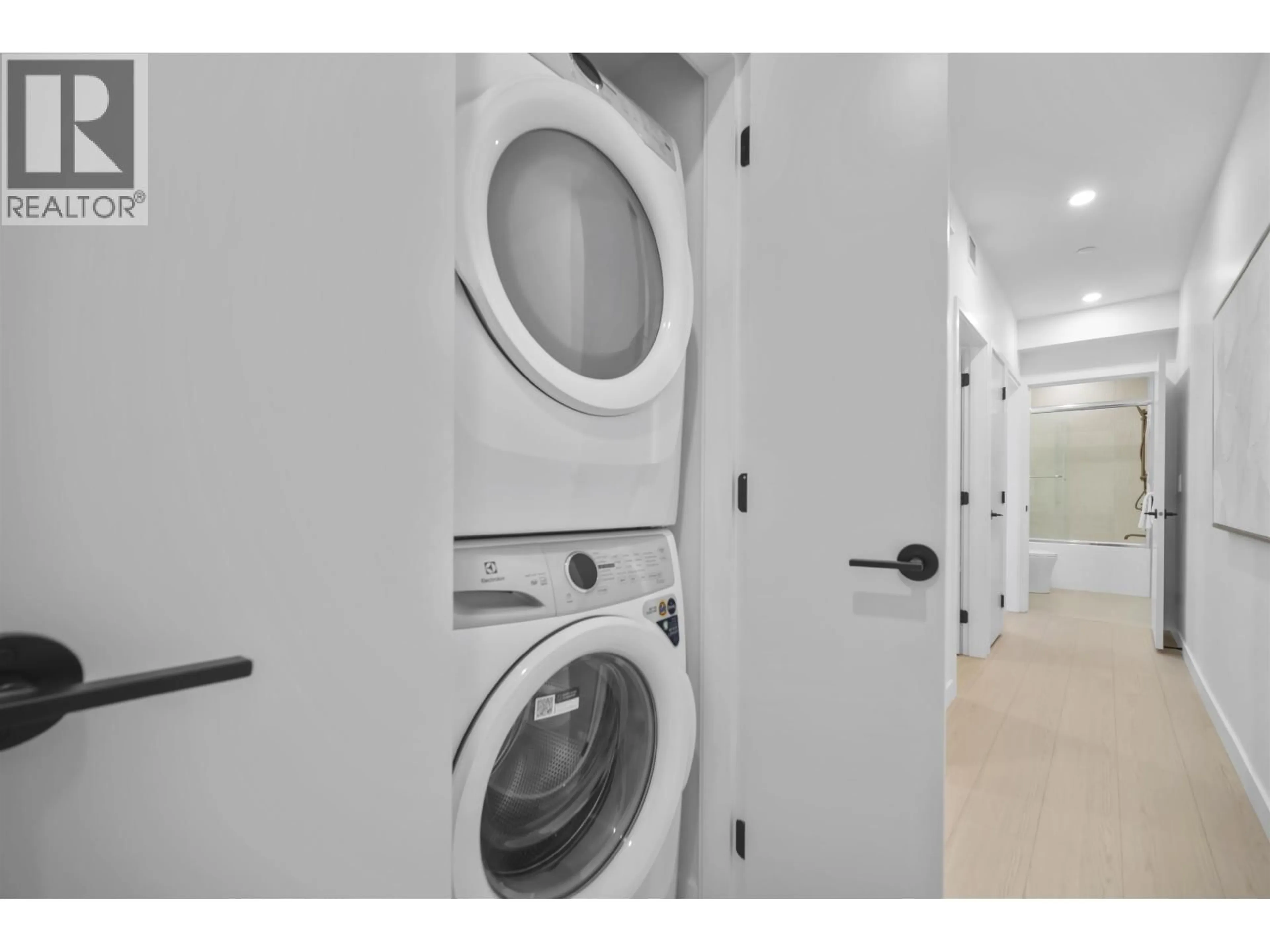 Laundry room for 210 - 2339 34TH AVENUE, Vancouver British Columbia V5R2S6