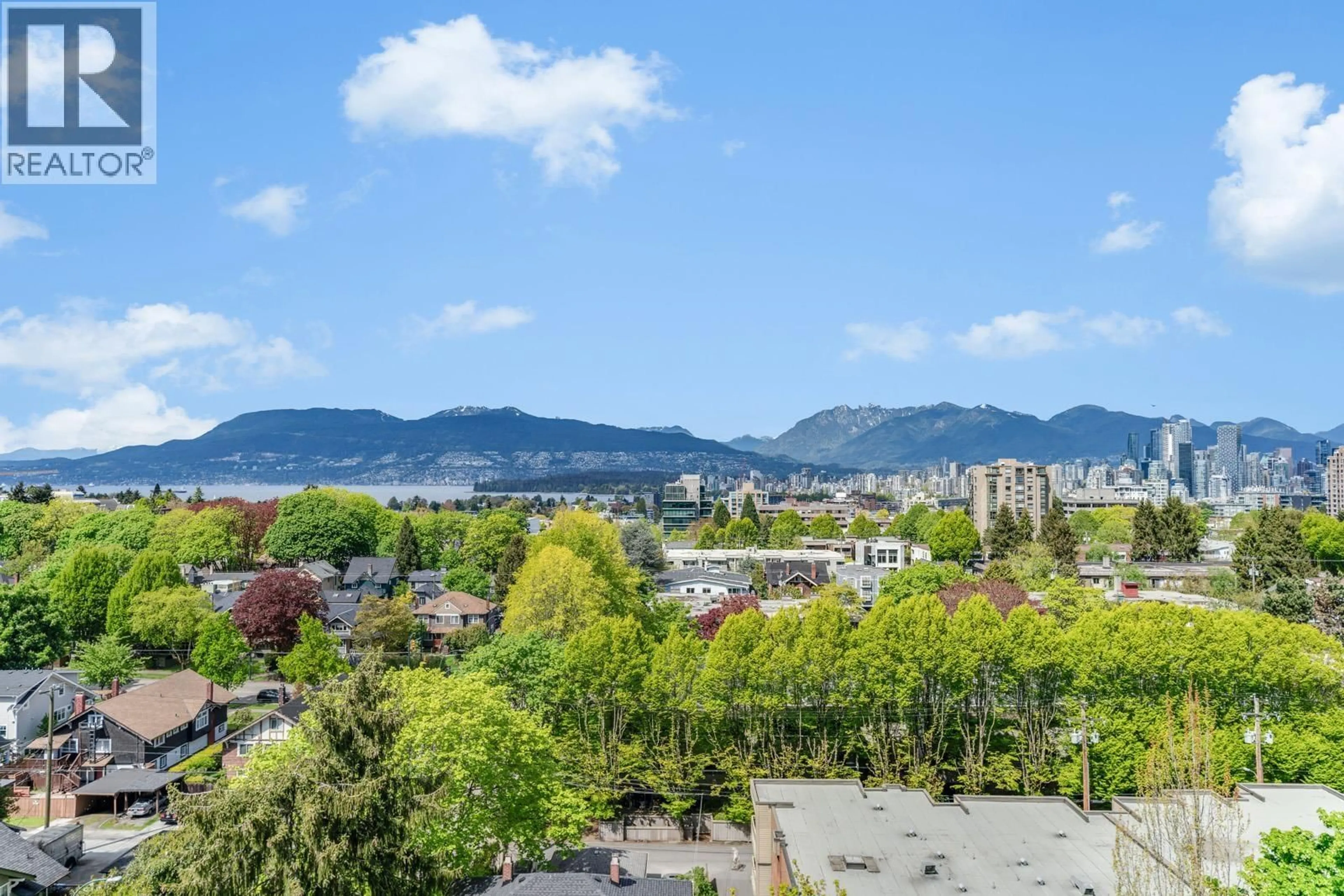 A pic from outside/outdoor area/front of a property/back of a property/a pic from drone, mountain view for 1000 - 1788 13TH AVENUE, Vancouver British Columbia V6J2H1