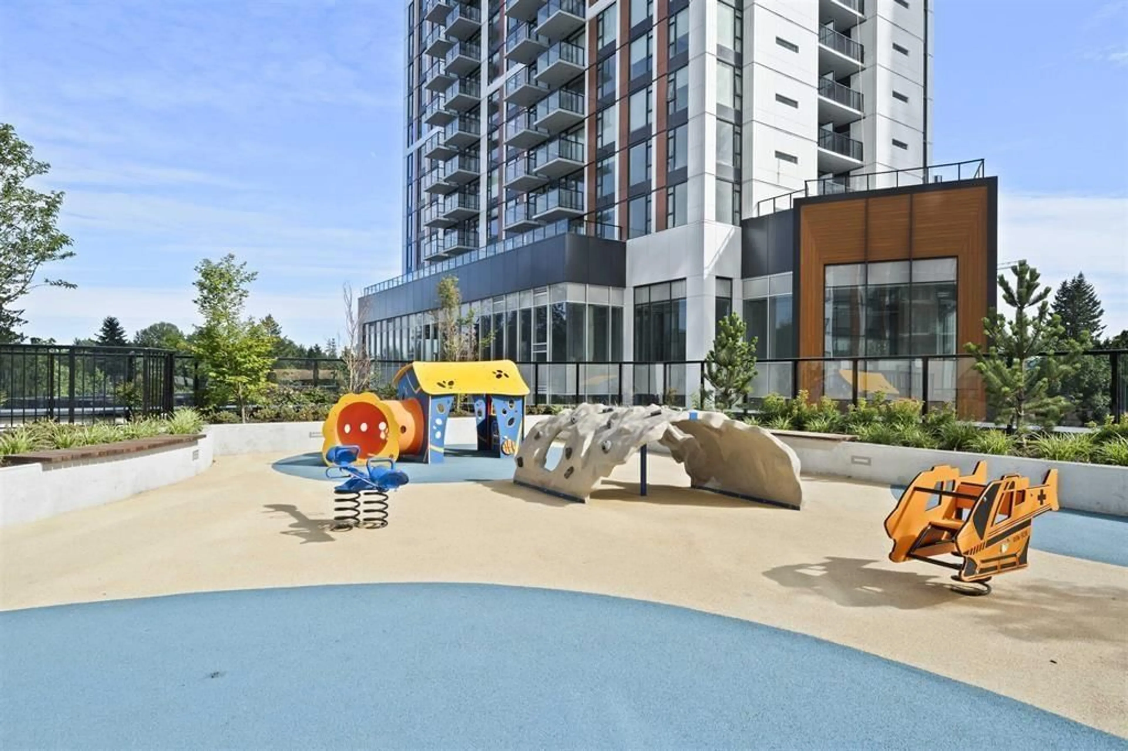 Pool for 1104 - 13725 GEORGE JUNCTION AVENUE, Surrey British Columbia V3T0V7