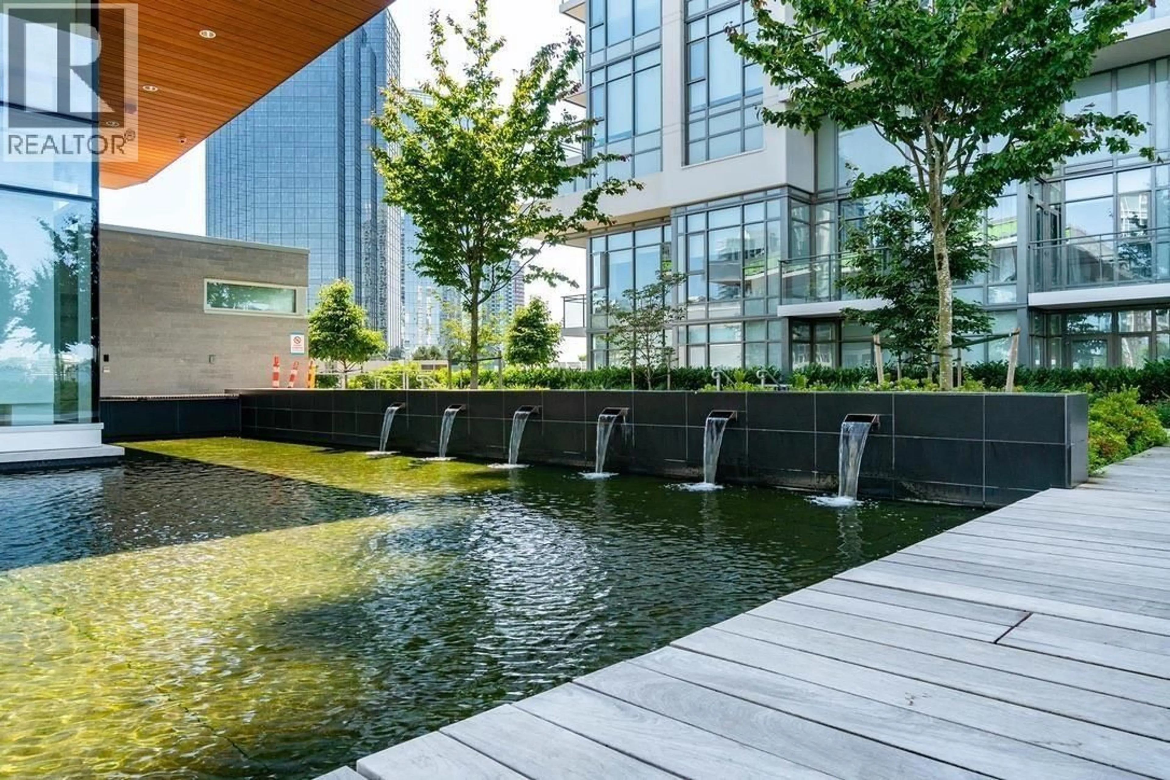 Patio, water/lake/river/ocean view for 1708 - 6098 STATION STREET, Burnaby British Columbia V5H0H4